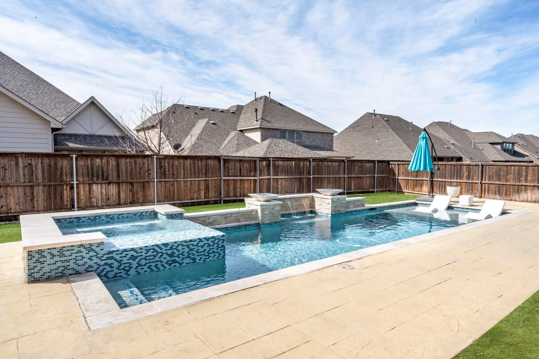 Single Family Residence For Sale in Collin County , 2713 Maverick Way, Celina, Texas 75009, 5 Bedroom, 5 Bathroom, 3 Garage spaces, 3,850 Sqft, built in 2018, mls#21387261, Real Estate Agent in Celina, Homes For Sale in Collin county, Homes For Sale in Celina, Realtor in Celina Texas, Real Estate Brokerage Independent Realty Texas, Luminita Cordes Realtor