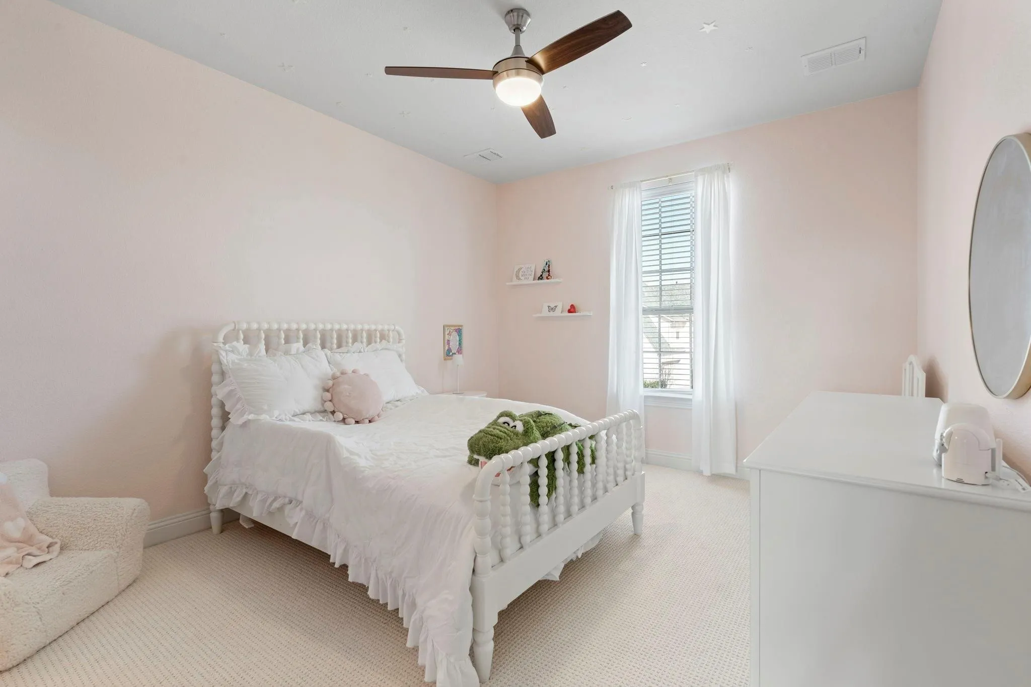 Single Family Residence For Sale in Collin County , 2713 Maverick Way, Celina, Texas 75009, 5 Bedroom, 5 Bathroom, 3 Garage spaces, 3,850 Sqft, built in 2018, mls#21387261, Real Estate Agent in Celina, Homes For Sale in Collin county, Homes For Sale in Celina, Realtor in Celina Texas, Real Estate Brokerage Independent Realty Texas, Luminita Cordes Realtor