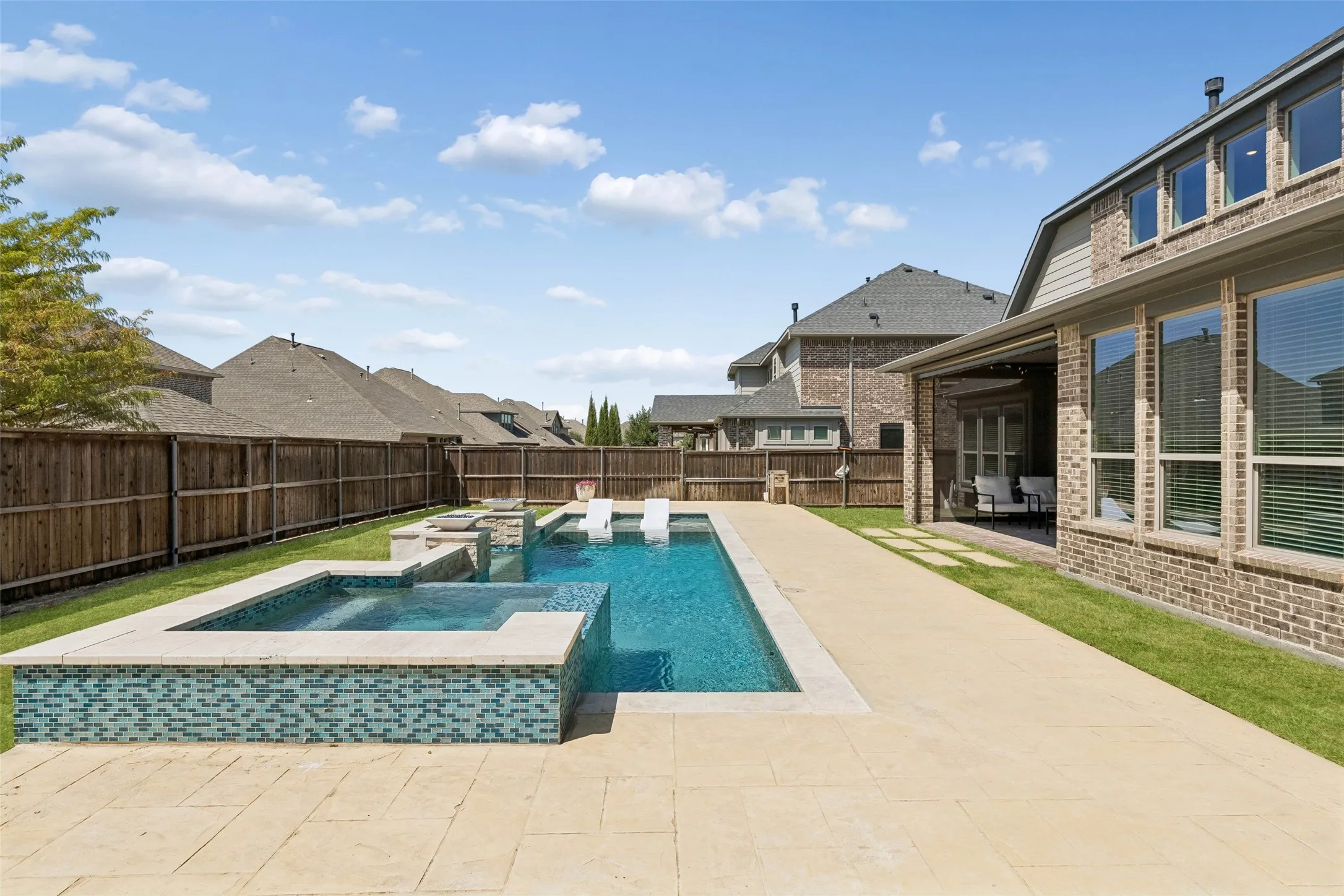 Single Family Residence For Sale in Collin County , 2713 Maverick Way, Celina, Texas 75009, 5 Bedroom, 5 Bathroom, 3 Garage spaces, 3,850 Sqft, built in 2018, mls#21387261, Real Estate Agent in Celina, Homes For Sale in Collin county, Homes For Sale in Celina, Realtor in Celina Texas, Real Estate Brokerage Independent Realty Texas, Luminita Cordes Realtor