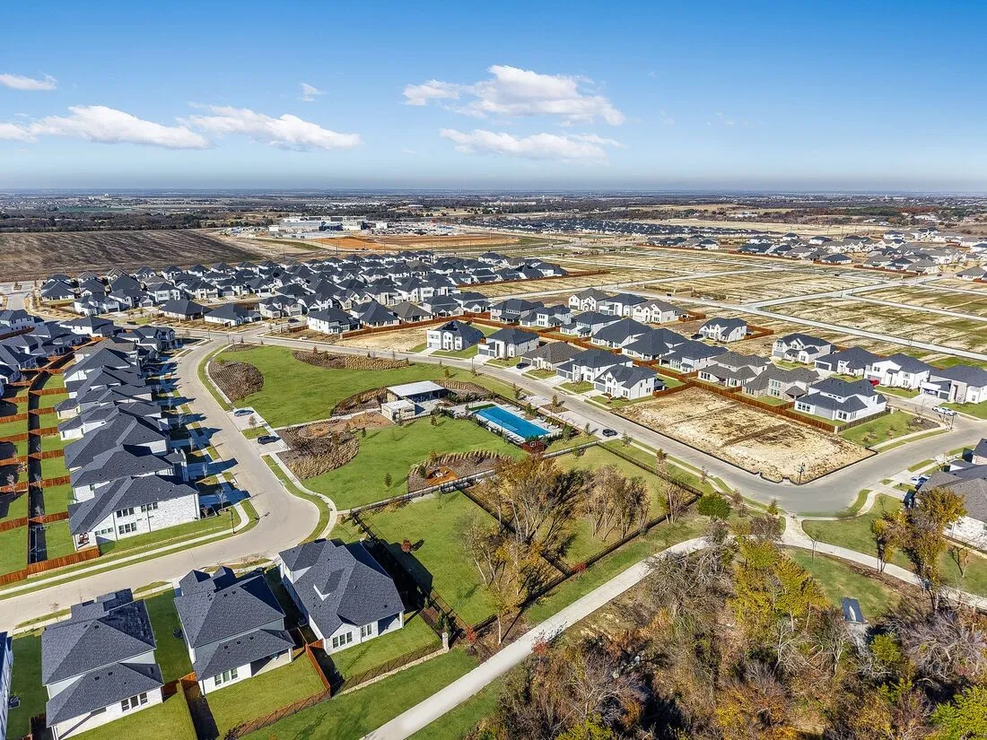 Cross Creek Meadows Community