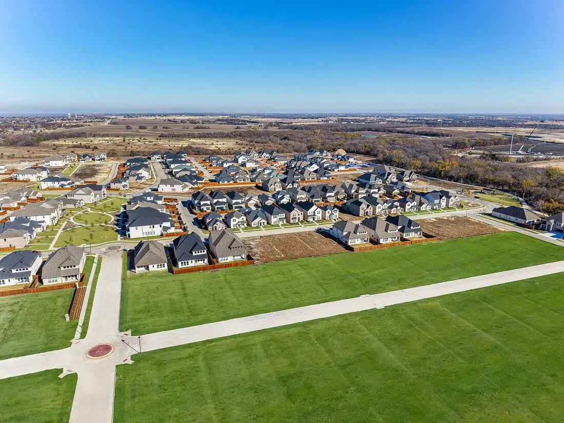 Cross Creek Meadows Community