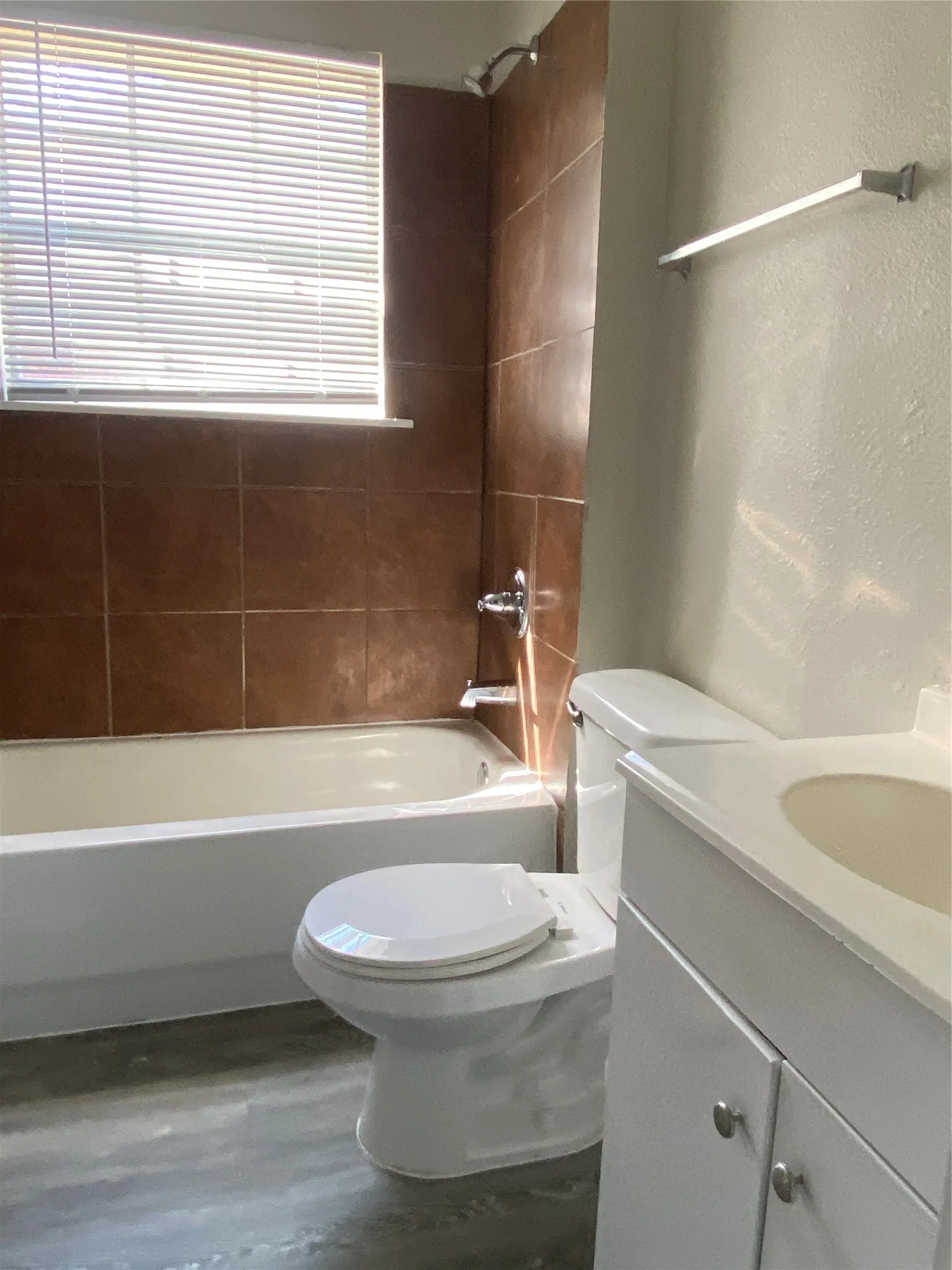 Single Family Residence For Rent in Dallas County , 7120 Waycrest Drive, Dallas, Texas 75232, 3 Bedroom, 2 Bathroom, 1 Garage spaces, 1,228 Sqft, built in 1955, mls#21390500, Real Estate Agent in Dallas, Homes For Rent in Dallas county, Homes For Rent in Dallas, Realtor in Dallas Texas, Real Estate Brokerage Independent Realty Texas, Luminita Cordes Realtor