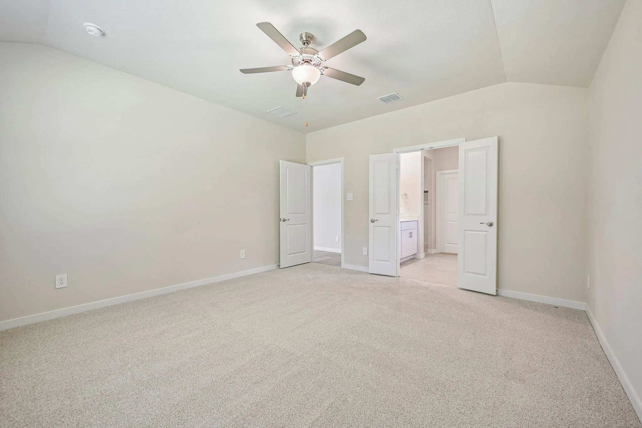Photo is not of the actual home, but is an inspirational photo of builder’s model home and may depict options, furnishings, and/or decorator features that are not included.