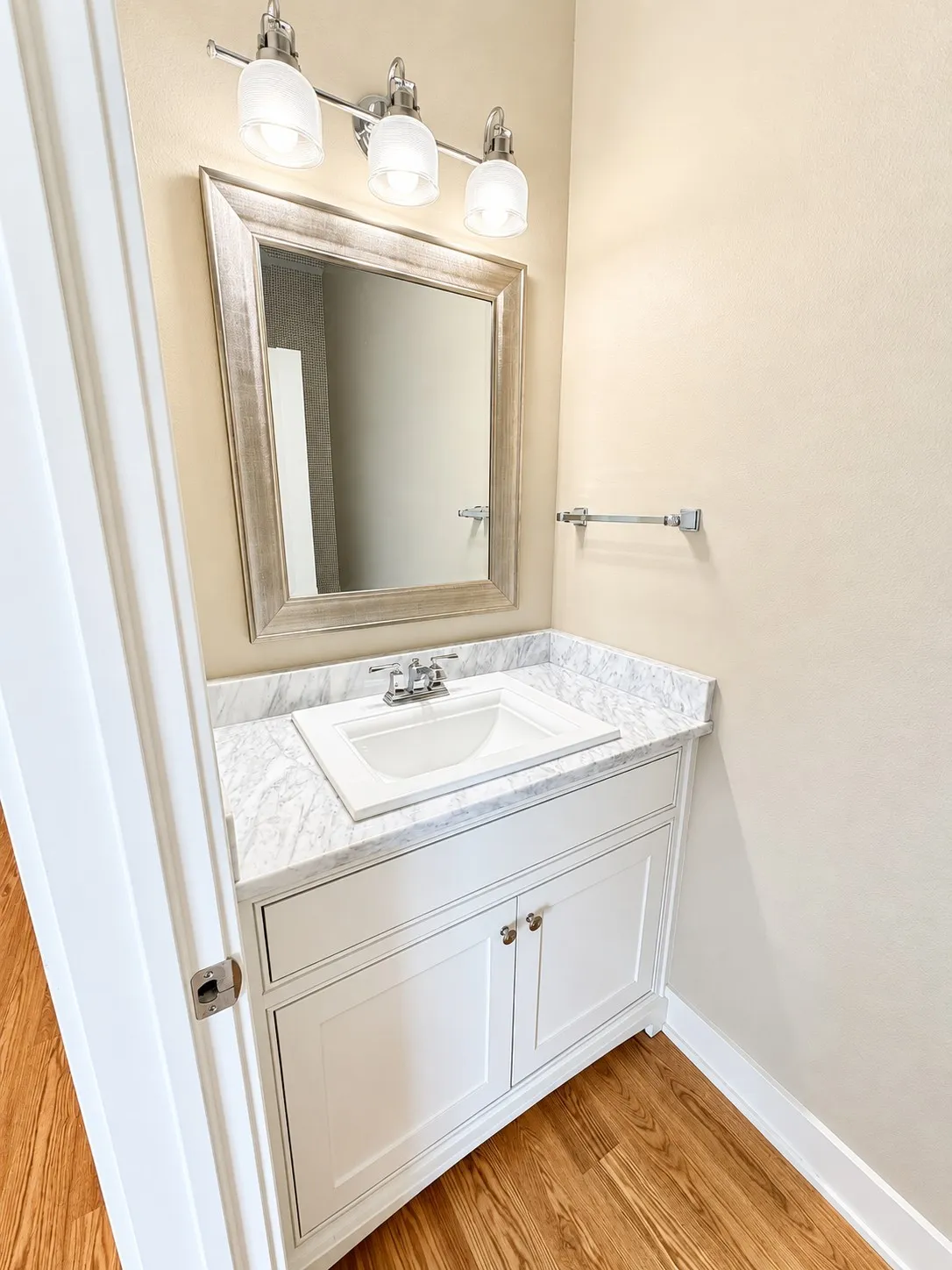 Single Family Residence For Sale in Cooke County , 916 N Mesquite Street, Muenster, Texas 76252, 3 Bedroom, 3 Bathroom, 3 Garage spaces, 2,548 Sqft, built in 2016, mls#21390506, Real Estate Agent in Muenster, Homes For Sale in Cooke county, Homes For Sale in Muenster, Realtor in Muenster Texas, Real Estate Brokerage Independent Realty Texas, Luminita Cordes Realtor