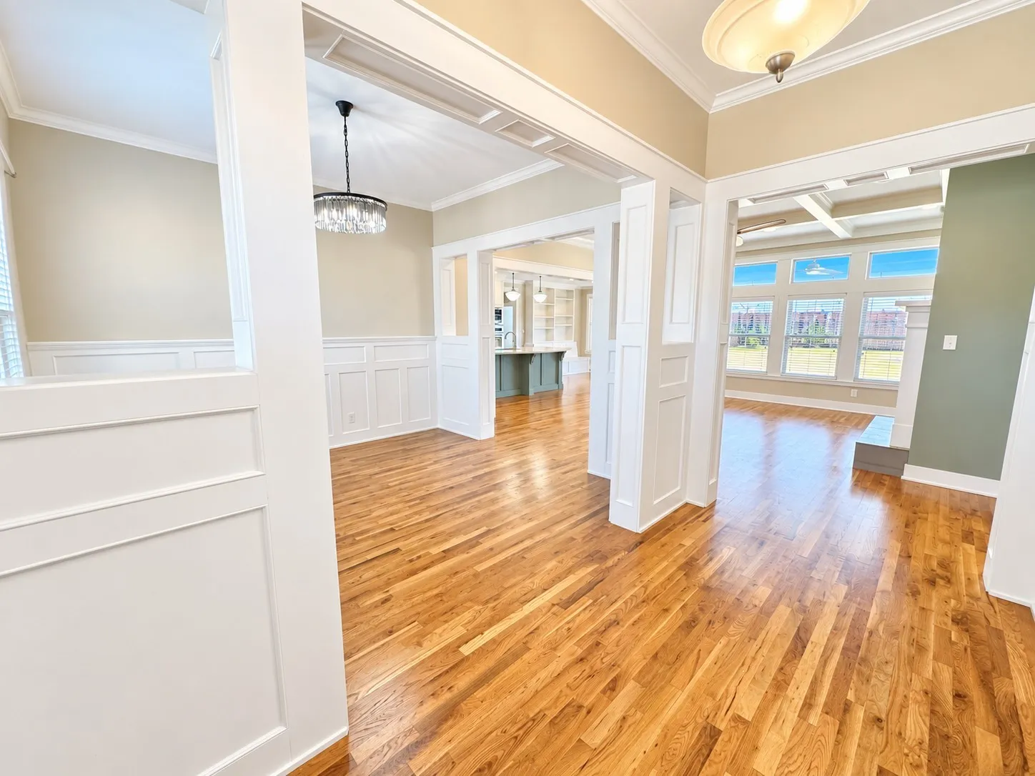 Single Family Residence For Sale in Cooke County , 916 N Mesquite Street, Muenster, Texas 76252, 3 Bedroom, 3 Bathroom, 3 Garage spaces, 2,548 Sqft, built in 2016, mls#21390506, Real Estate Agent in Muenster, Homes For Sale in Cooke county, Homes For Sale in Muenster, Realtor in Muenster Texas, Real Estate Brokerage Independent Realty Texas, Luminita Cordes Realtor