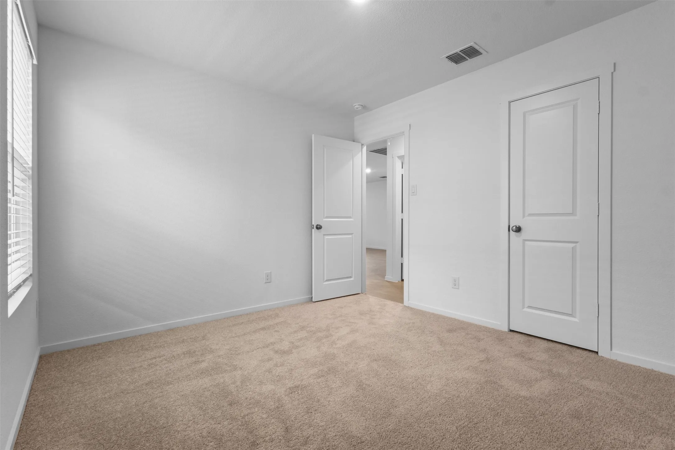 Single Family Residence For Rent in Collin County , 615 Kinglet Lane, Princeton, Texas 75407, 3 Bedroom, 2 Bathroom, 2 Garage spaces, 1,411 Sqft, built in 2026, mls#21390508, Real Estate Agent in Princeton, Homes For Rent in Collin county, Homes For Rent in Princeton, Realtor in Princeton Texas, Real Estate Brokerage Independent Realty Texas, Luminita Cordes Realtor