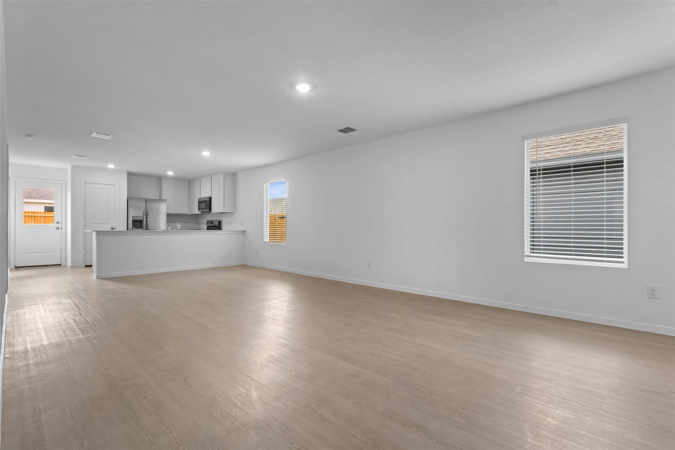 Single Family Residence For Rent in Collin County , 615 Kinglet Lane, Princeton, Texas 75407, 3 Bedroom, 2 Bathroom, 2 Garage spaces, 1,411 Sqft, built in 2026, mls#21390508, Real Estate Agent in Princeton, Homes For Rent in Collin county, Homes For Rent in Princeton, Realtor in Princeton Texas, Real Estate Brokerage Independent Realty Texas, Luminita Cordes Realtor
