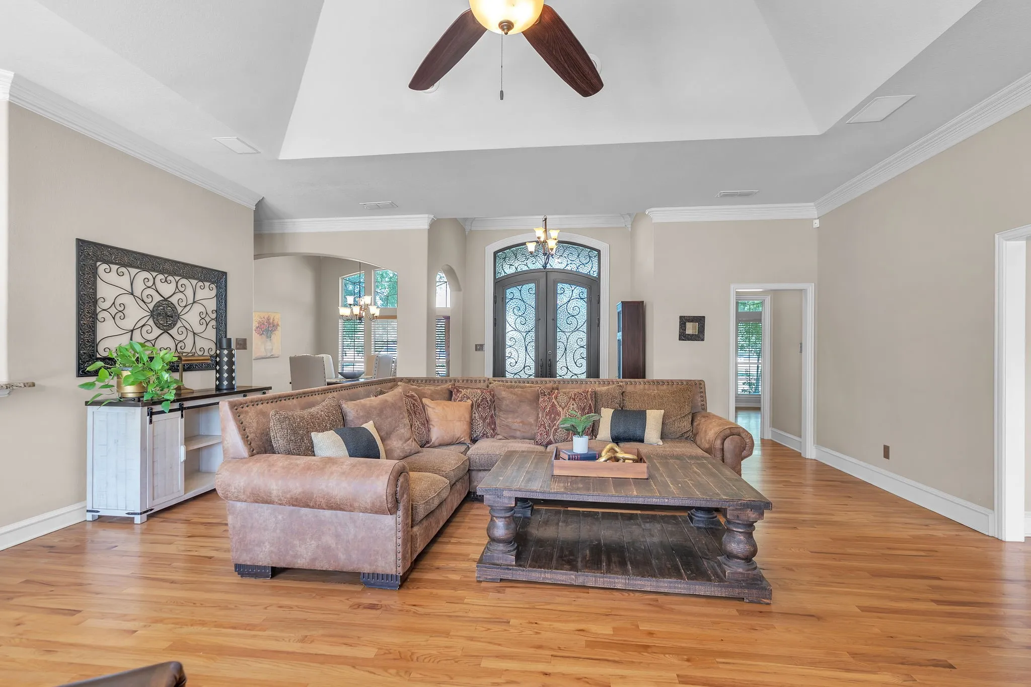 Single Family Residence For Sale in Parker County , 173 Cattlebaron Parc Drive, Fort Worth, Texas 76108, 4 Bedroom, 3 Bathroom, 3 Garage spaces, 3,745 Sqft, built in 1998, mls#21388868, Real Estate Agent in Fort Worth, Homes For Sale in Parker county, Homes For Sale in Fort Worth, Realtor in Fort Worth Texas, Real Estate Brokerage Independent Realty Texas, Luminita Cordes Realtor