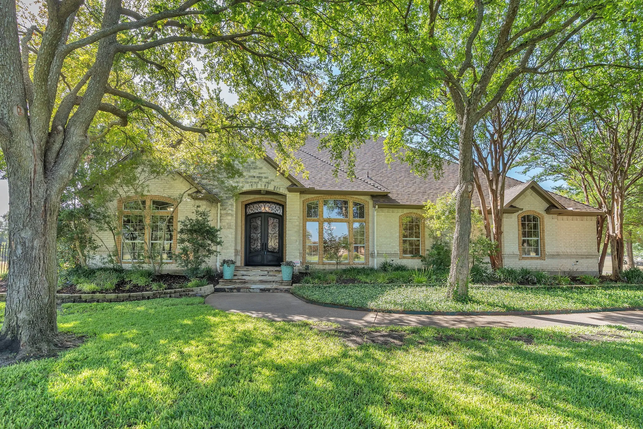 Single Family Residence For Sale in Parker County , 173 Cattlebaron Parc Drive, Fort Worth, Texas 76108, 4 Bedroom, 3 Bathroom, 3 Garage spaces, 3,745 Sqft, built in 1998, mls#21388868, Real Estate Agent in Fort Worth, Homes For Sale in Parker county, Homes For Sale in Fort Worth, Realtor in Fort Worth Texas, Real Estate Brokerage Independent Realty Texas, Luminita Cordes Realtor