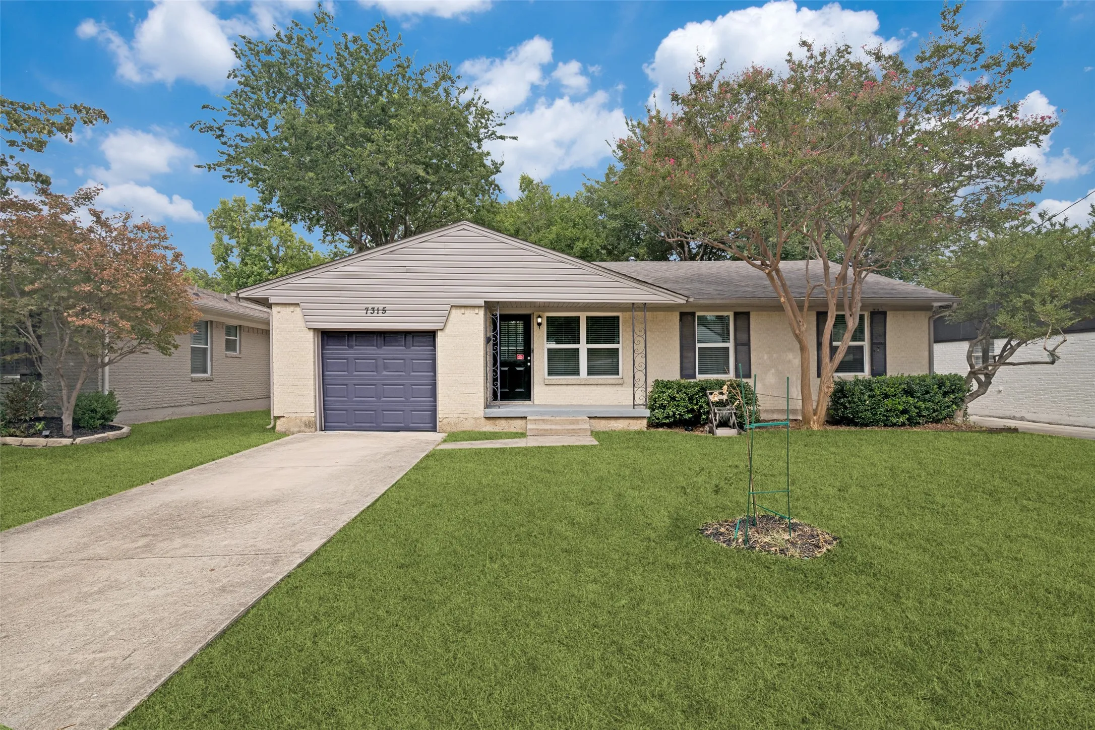Single Family Residence For Rent