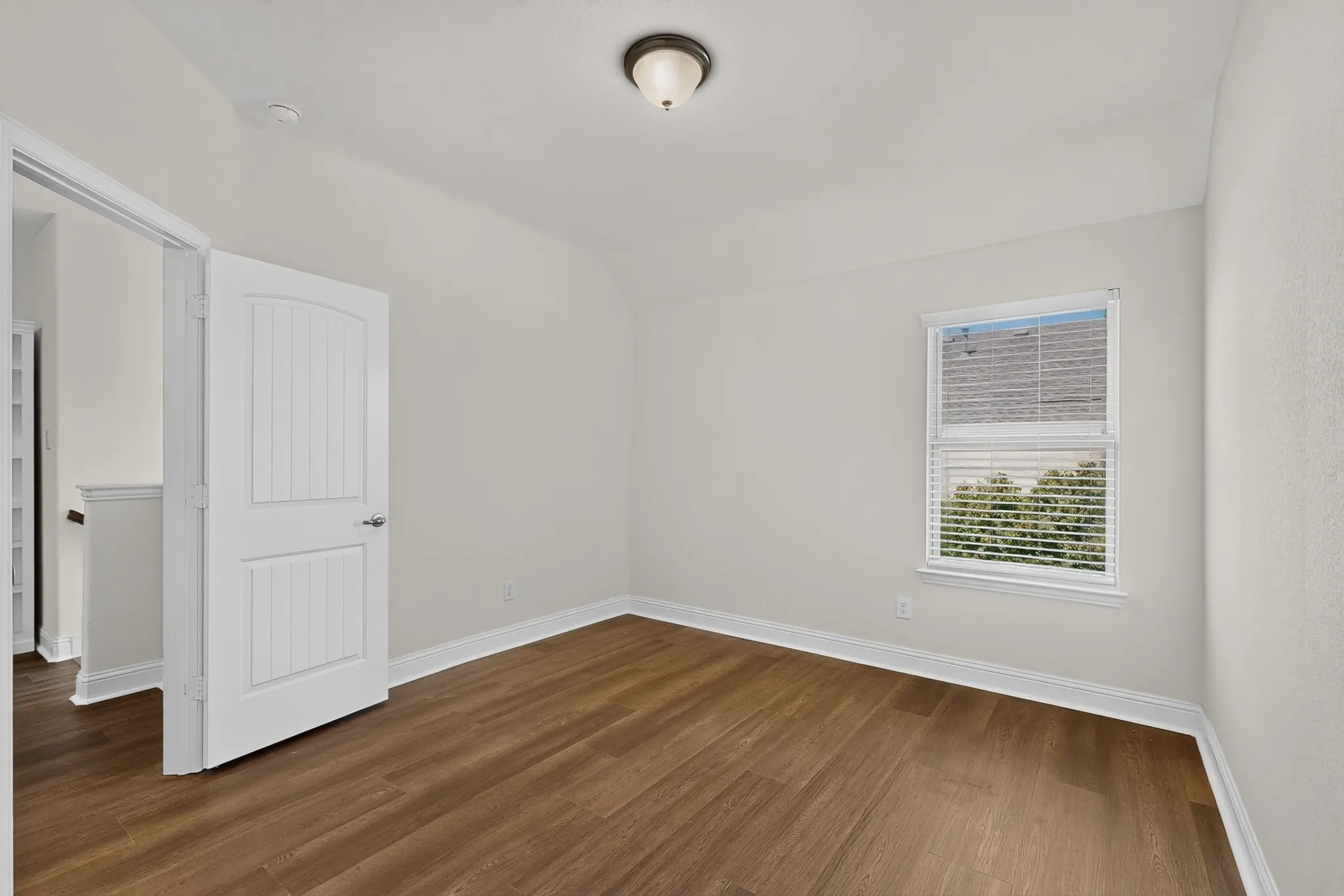Single Family Residence For Rent in Dallas County , 12779 Friar Street, Farmers Branch, Texas 75234, 3 Bedroom, 2 Bathroom, 1 Garage spaces, 2,212 Sqft, built in 2021, mls#21390516, Real Estate Agent in Farmers Branch, Homes For Rent in Dallas county, Homes For Rent in Farmers Branch, Realtor in Farmers Branch Texas, Real Estate Brokerage Independent Realty Texas, Luminita Cordes Realtor