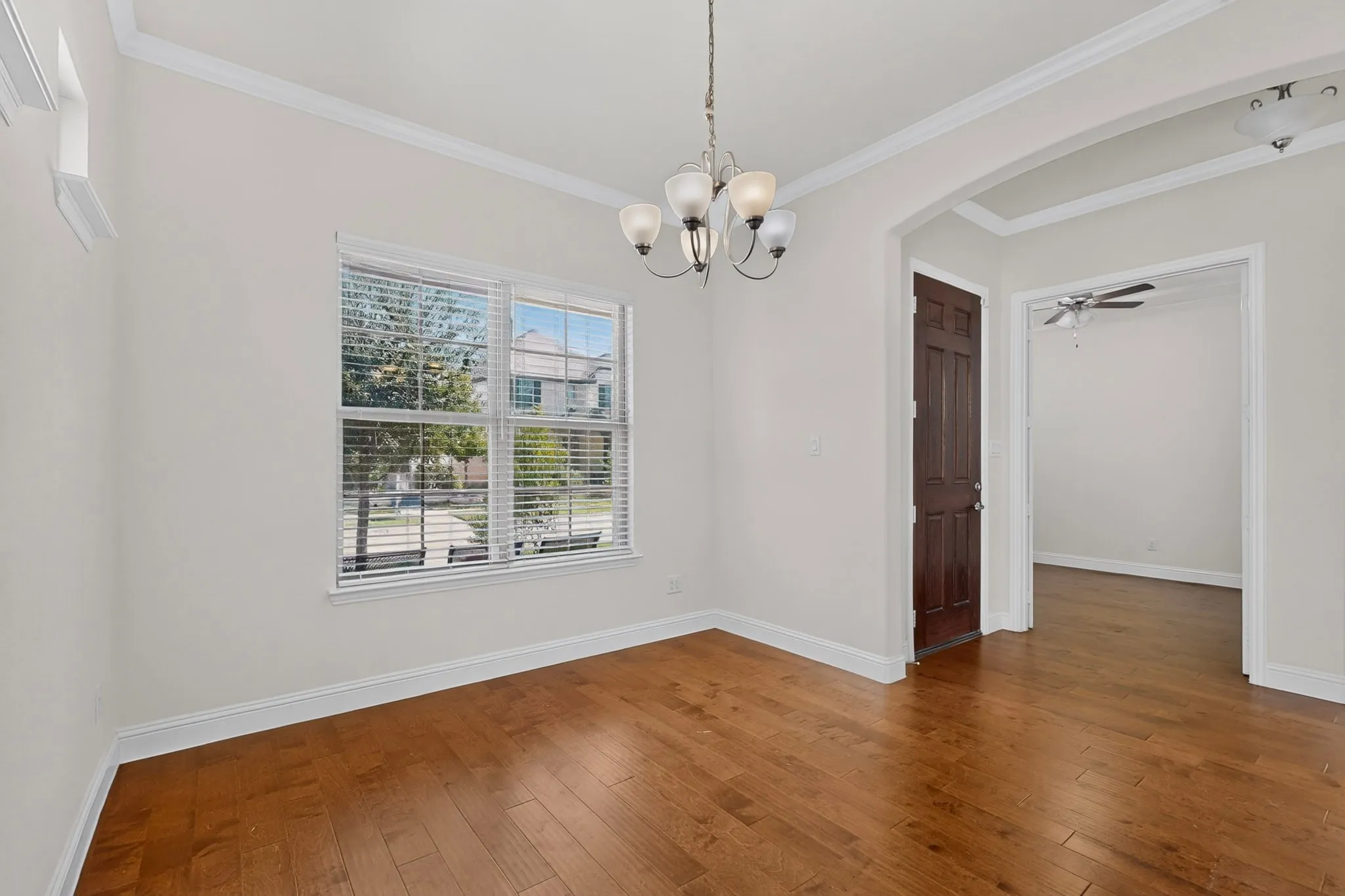 Single Family Residence For Rent in Dallas County , 12779 Friar Street, Farmers Branch, Texas 75234, 3 Bedroom, 2 Bathroom, 1 Garage spaces, 2,212 Sqft, built in 2021, mls#21390516, Real Estate Agent in Farmers Branch, Homes For Rent in Dallas county, Homes For Rent in Farmers Branch, Realtor in Farmers Branch Texas, Real Estate Brokerage Independent Realty Texas, Luminita Cordes Realtor