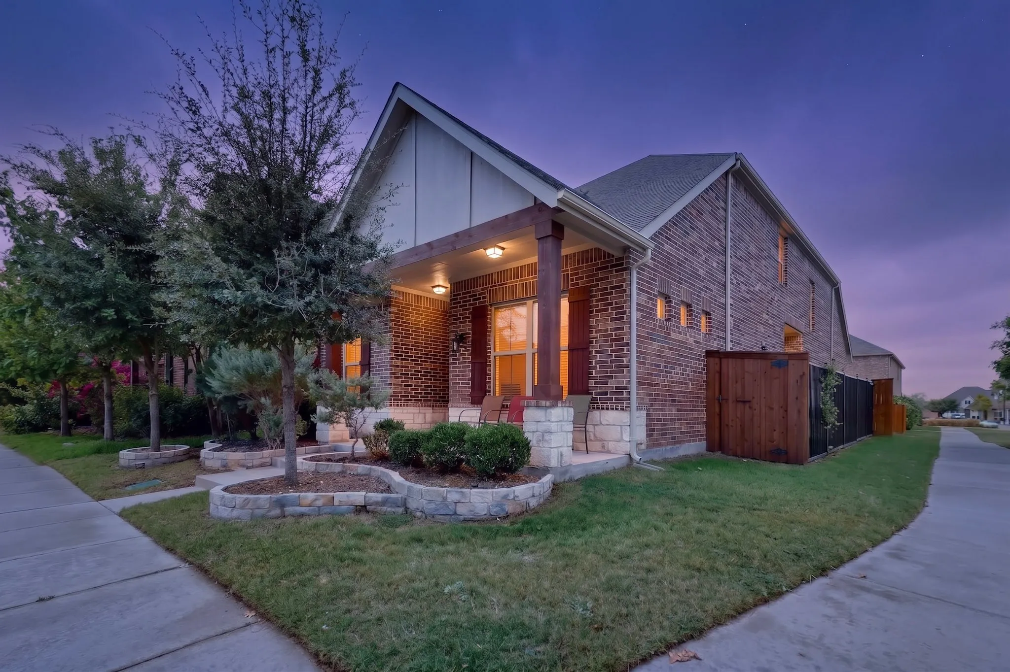 Single Family Residence For Rent