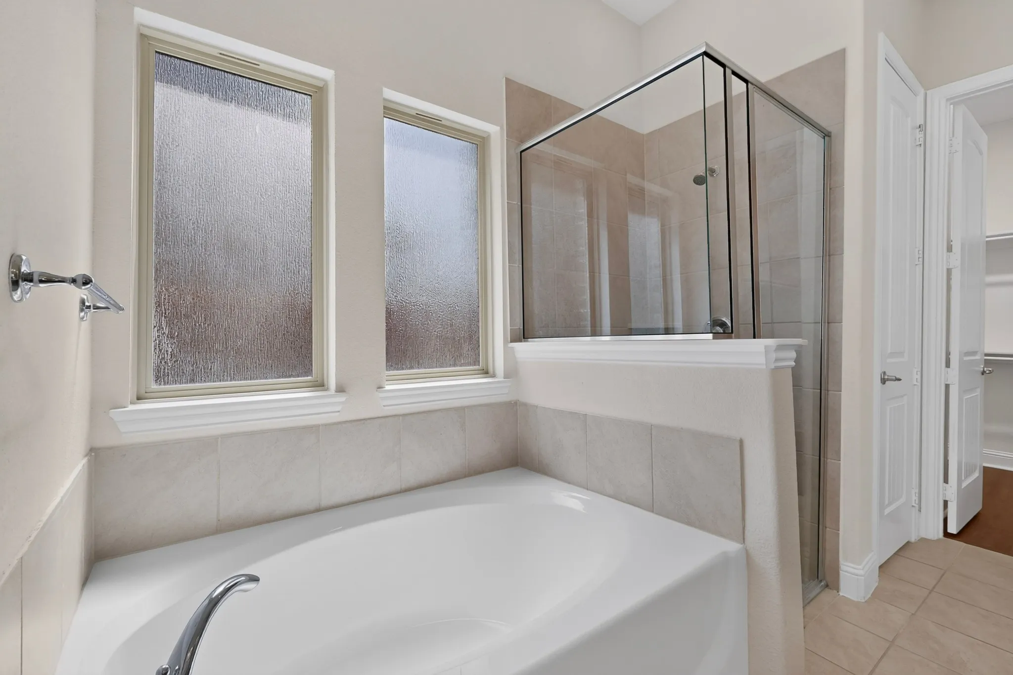 Single Family Residence For Rent in Dallas County , 12779 Friar Street, Farmers Branch, Texas 75234, 3 Bedroom, 2 Bathroom, 1 Garage spaces, 2,212 Sqft, built in 2021, mls#21390516, Real Estate Agent in Farmers Branch, Homes For Rent in Dallas county, Homes For Rent in Farmers Branch, Realtor in Farmers Branch Texas, Real Estate Brokerage Independent Realty Texas, Luminita Cordes Realtor