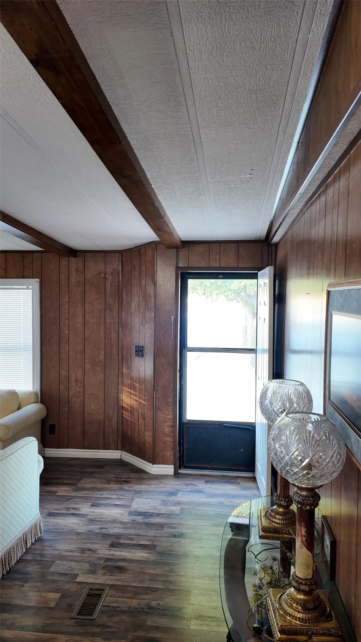 Manufactured Home For Sale in Parker County , 4615 Monroe Highway, Cresson, Texas 76035, 3 Bedroom, 2 Bathroom, Garage spaces, 1,192 Sqft, built in 1997, mls#21390014, Real Estate Agent in Cresson, Homes For Sale in Parker county, Homes For Sale in Cresson, Realtor in Cresson Texas, Real Estate Brokerage Independent Realty Texas, Luminita Cordes Realtor