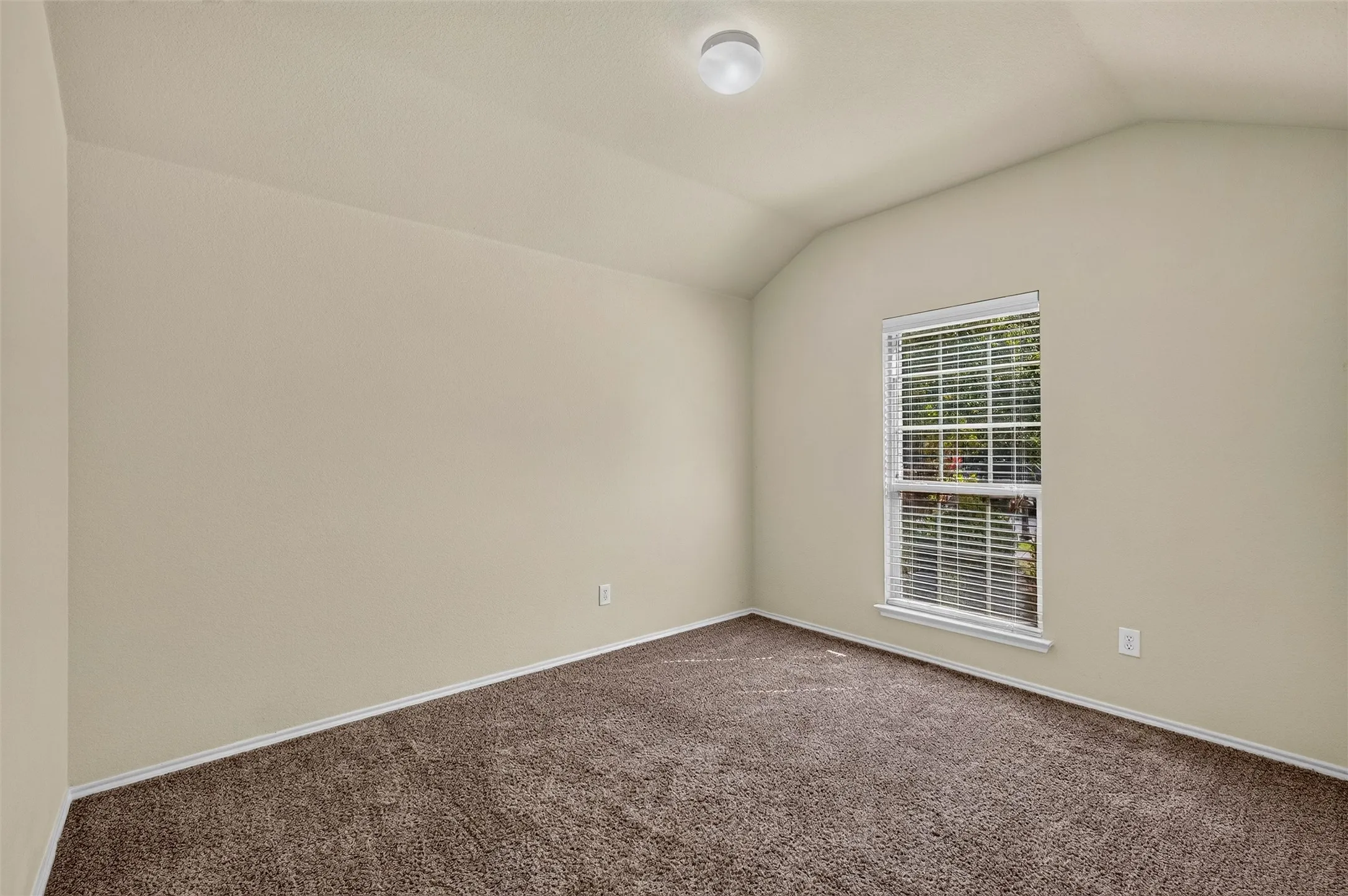 Single Family Residence For Sale in Collin County , 2060 Meadow Park Drive, Princeton, Texas 75407, 3 Bedroom, 2 Bathroom, 2 Garage spaces, 1,686 Sqft, built in 2012, mls#21387055, Real Estate Agent in Princeton, Homes For Sale in Collin county, Homes For Sale in Princeton, Realtor in Princeton Texas, Real Estate Brokerage Independent Realty Texas, Luminita Cordes Realtor