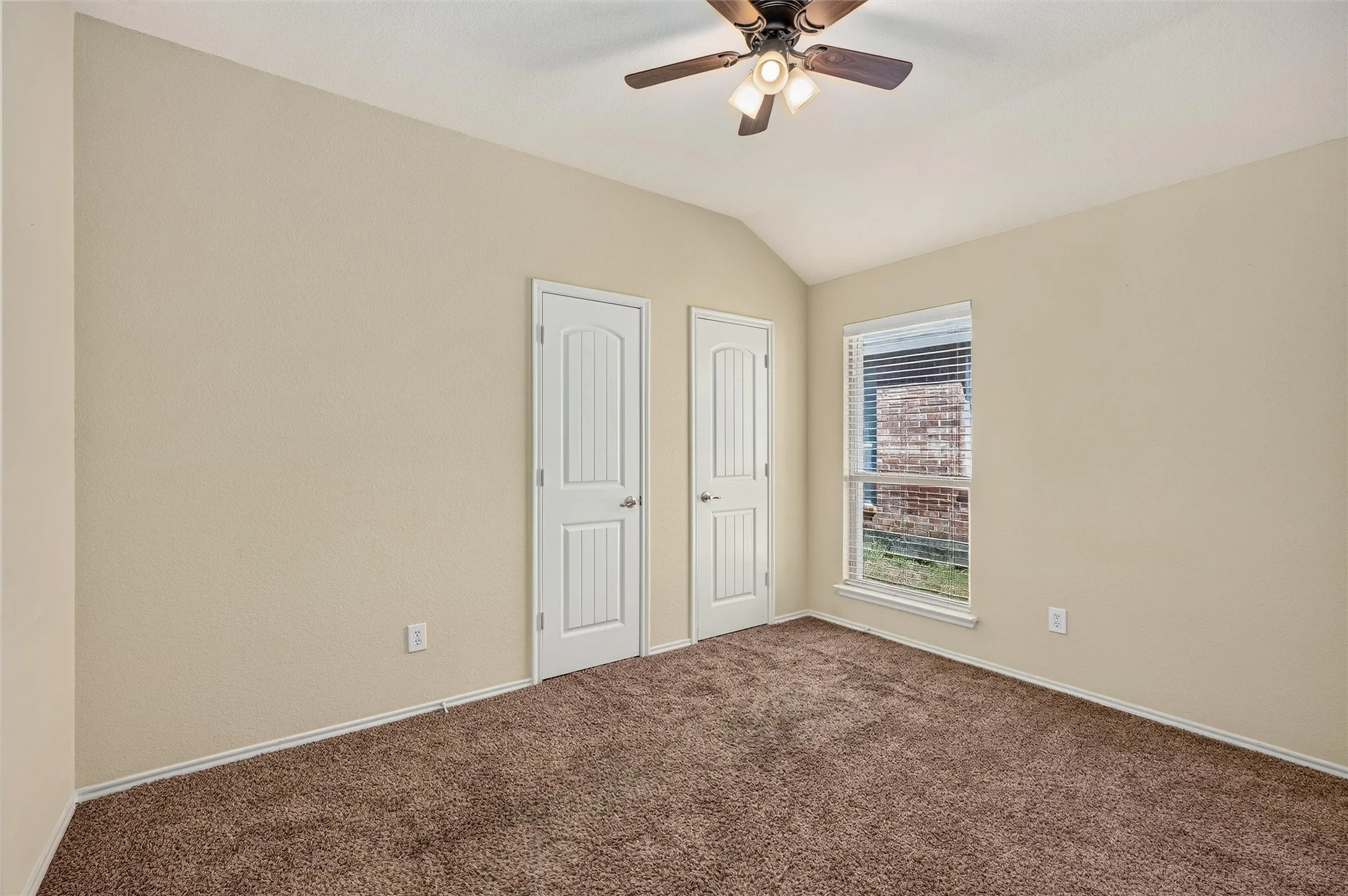 Single Family Residence For Sale in Collin County , 2060 Meadow Park Drive, Princeton, Texas 75407, 3 Bedroom, 2 Bathroom, 2 Garage spaces, 1,686 Sqft, built in 2012, mls#21387055, Real Estate Agent in Princeton, Homes For Sale in Collin county, Homes For Sale in Princeton, Realtor in Princeton Texas, Real Estate Brokerage Independent Realty Texas, Luminita Cordes Realtor