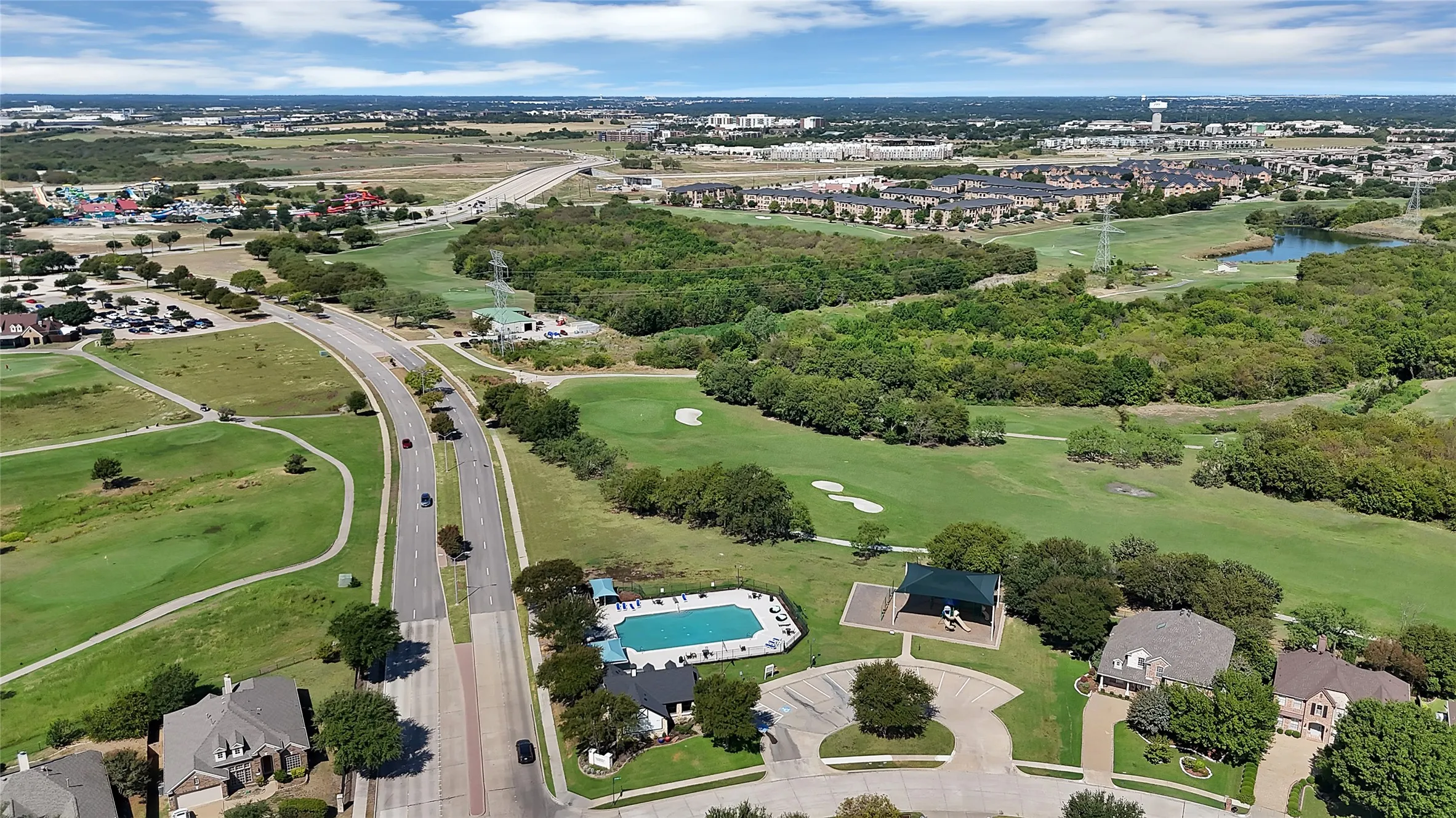 Single Family Residence For Sale in Tarrant County , 505 Victory Lane, Mansfield, Texas 76063, 4 Bedroom, 2 Bathroom, 2 Garage spaces, 2,356 Sqft, built in 2003, mls#21390460, Real Estate Agent in Mansfield, Homes For Sale in Tarrant county, Homes For Sale in Mansfield, Realtor in Mansfield Texas, Real Estate Brokerage Independent Realty Texas, Luminita Cordes Realtor