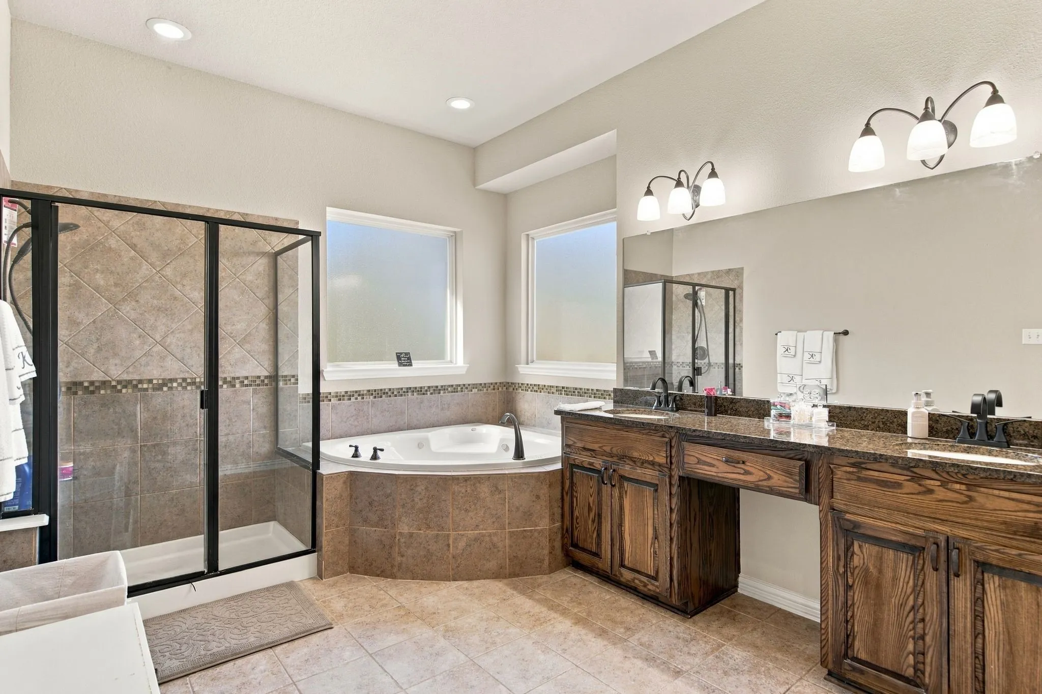 Single Family Residence For Sale in Collin County , 506 Longfellow Lane, Fairview, Texas 75069, 4 Bedroom, 5 Bathroom, 3 Garage spaces, 3,231 Sqft, built in 2010, mls#21390459, Real Estate Agent in Fairview, Homes For Sale in Collin county, Homes For Sale in Fairview, Realtor in Fairview Texas, Real Estate Brokerage Independent Realty Texas, Luminita Cordes Realtor