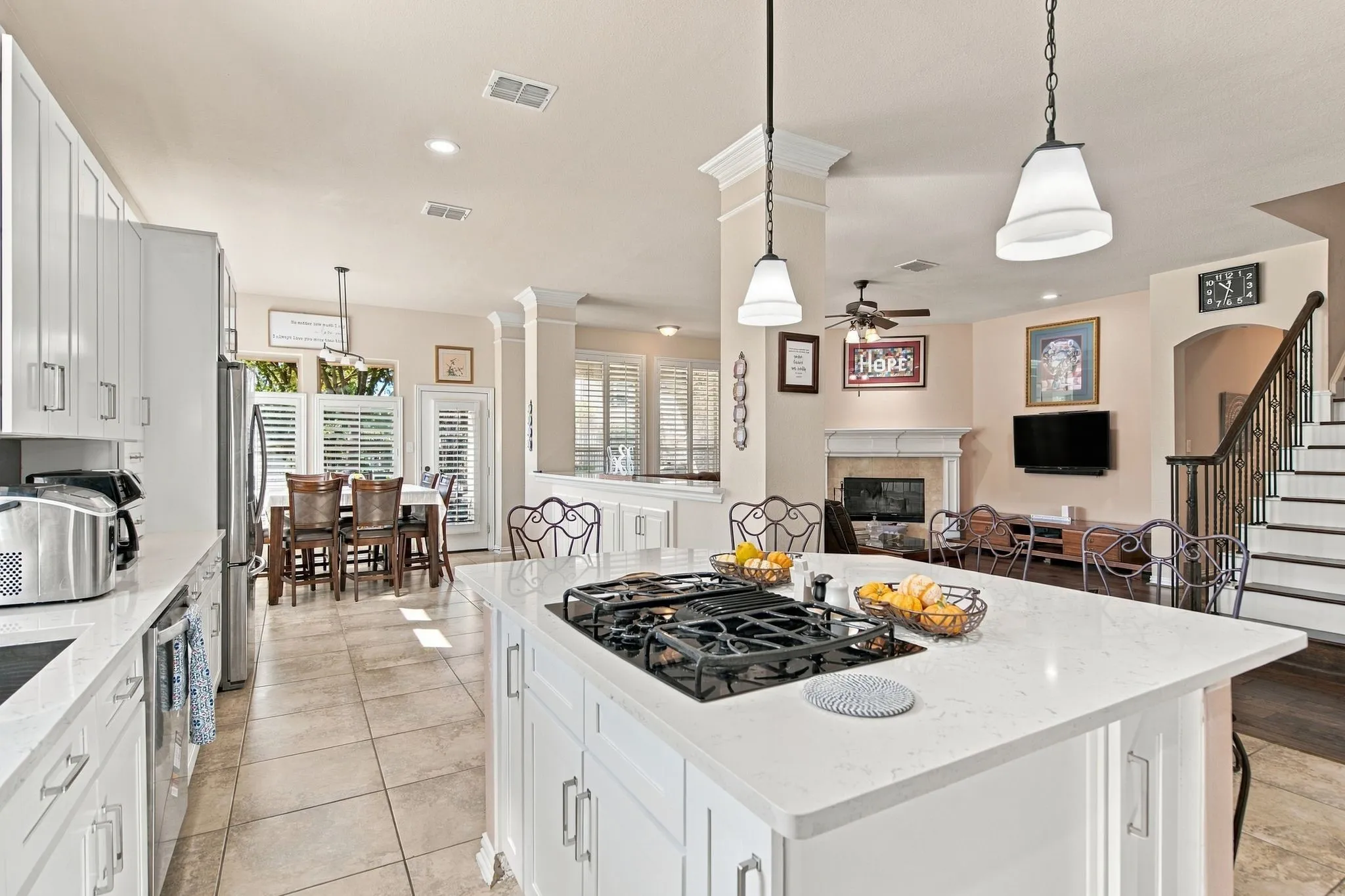 Single Family Residence For Sale in Collin County , 506 Longfellow Lane, Fairview, Texas 75069, 4 Bedroom, 5 Bathroom, 3 Garage spaces, 3,231 Sqft, built in 2010, mls#21390459, Real Estate Agent in Fairview, Homes For Sale in Collin county, Homes For Sale in Fairview, Realtor in Fairview Texas, Real Estate Brokerage Independent Realty Texas, Luminita Cordes Realtor