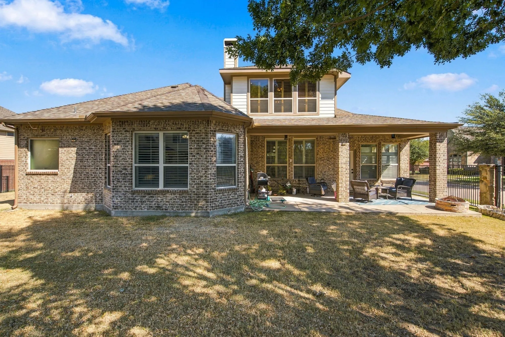 Single Family Residence For Sale in Collin County , 506 Longfellow Lane, Fairview, Texas 75069, 4 Bedroom, 5 Bathroom, 3 Garage spaces, 3,231 Sqft, built in 2010, mls#21390459, Real Estate Agent in Fairview, Homes For Sale in Collin county, Homes For Sale in Fairview, Realtor in Fairview Texas, Real Estate Brokerage Independent Realty Texas, Luminita Cordes Realtor