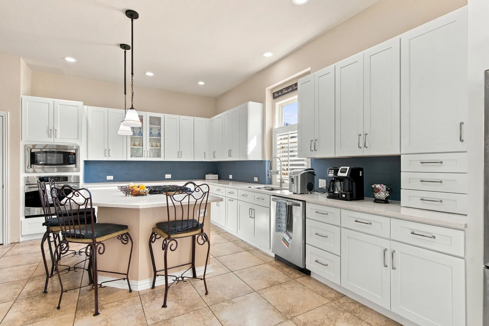 Single Family Residence For Sale in Collin County , 506 Longfellow Lane, Fairview, Texas 75069, 4 Bedroom, 5 Bathroom, 3 Garage spaces, 3,231 Sqft, built in 2010, mls#21390459, Real Estate Agent in Fairview, Homes For Sale in Collin county, Homes For Sale in Fairview, Realtor in Fairview Texas, Real Estate Brokerage Independent Realty Texas, Luminita Cordes Realtor