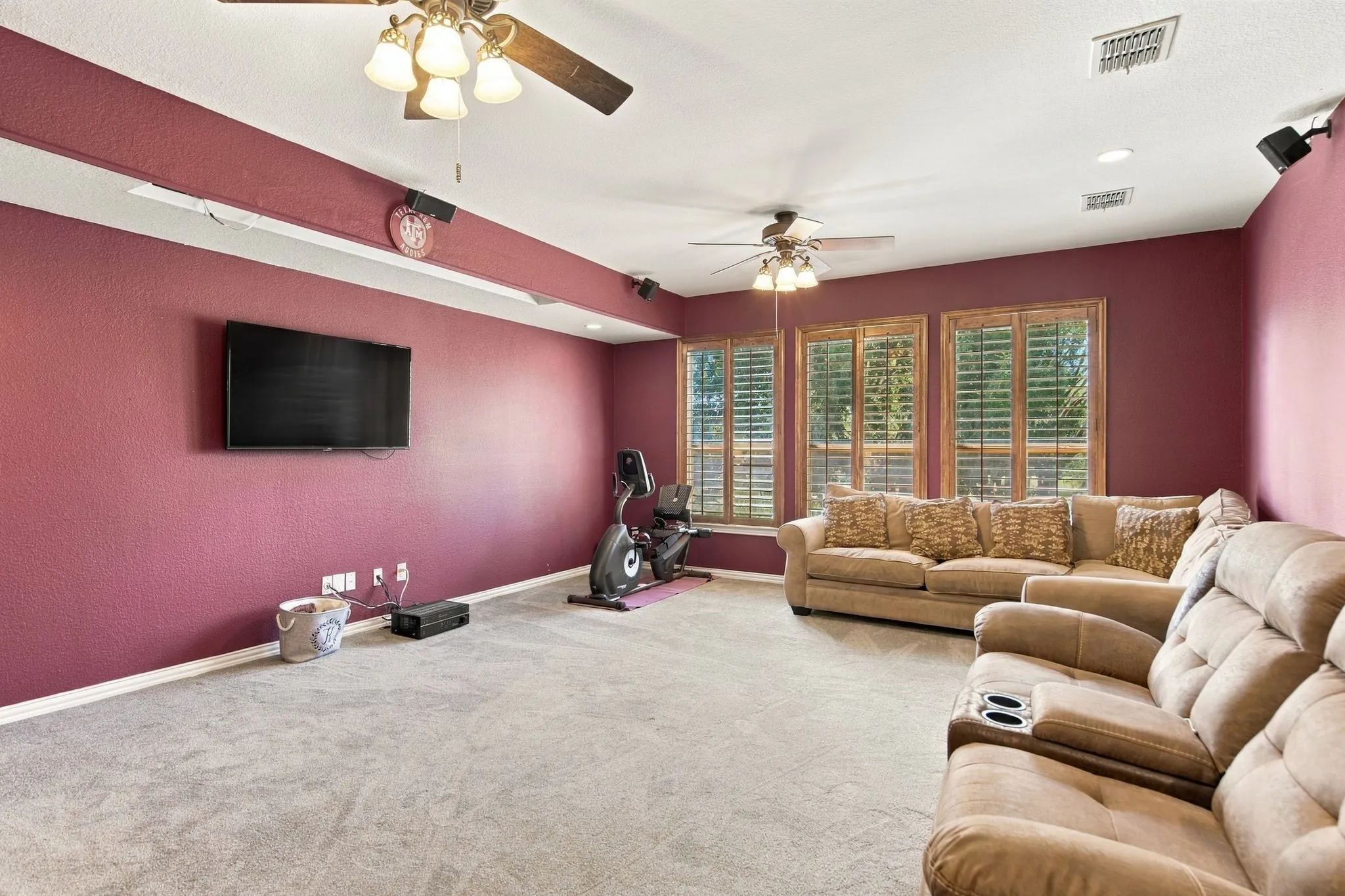 Single Family Residence For Sale in Collin County , 506 Longfellow Lane, Fairview, Texas 75069, 4 Bedroom, 5 Bathroom, 3 Garage spaces, 3,231 Sqft, built in 2010, mls#21390459, Real Estate Agent in Fairview, Homes For Sale in Collin county, Homes For Sale in Fairview, Realtor in Fairview Texas, Real Estate Brokerage Independent Realty Texas, Luminita Cordes Realtor