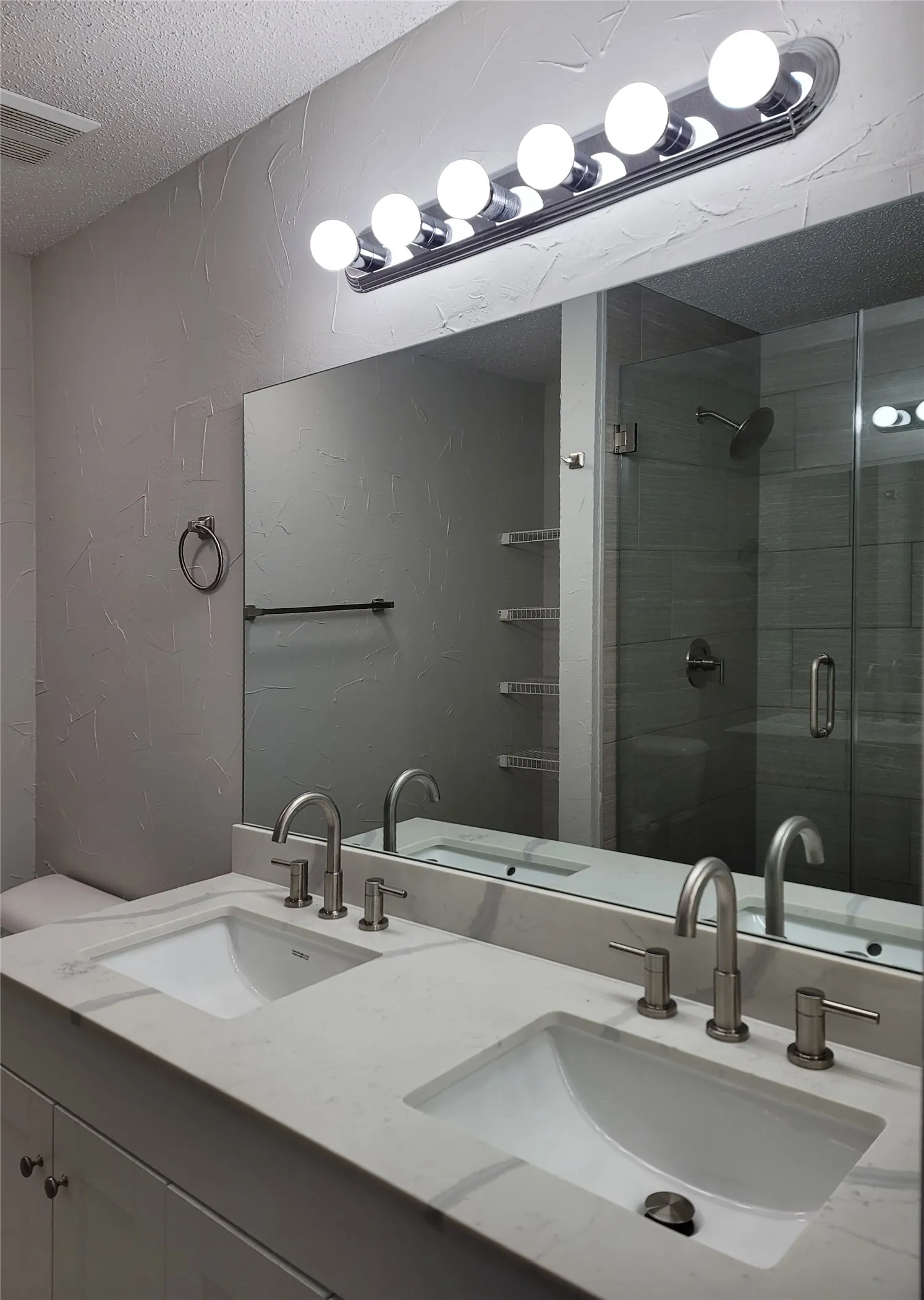 Single Family Residence For Rent in Collin County , 1706 Willow Way, Anna, Texas 75409, 0, 2 Bathroom, 2 Garage spaces, 1,620 Sqft, built in 2003, mls#21390526, Real Estate Agent in Anna, Homes For Rent in Collin county, Homes For Rent in Anna, Realtor in Anna Texas, Real Estate Brokerage Independent Realty Texas, Luminita Cordes Realtor