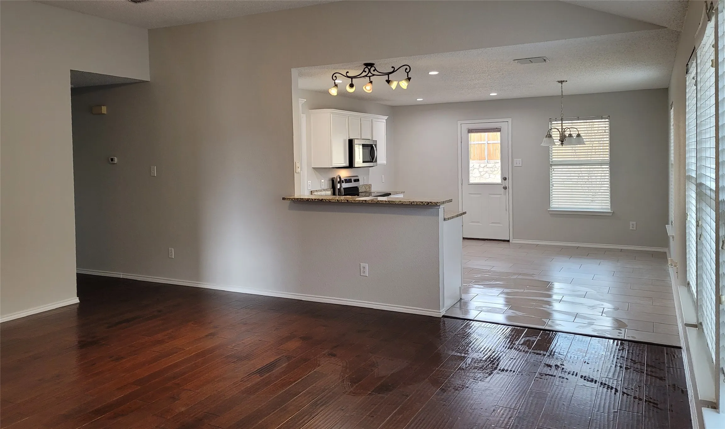 Single Family Residence For Rent in Collin County , 1706 Willow Way, Anna, Texas 75409, 0, 2 Bathroom, 2 Garage spaces, 1,620 Sqft, built in 2003, mls#21390526, Real Estate Agent in Anna, Homes For Rent in Collin county, Homes For Rent in Anna, Realtor in Anna Texas, Real Estate Brokerage Independent Realty Texas, Luminita Cordes Realtor