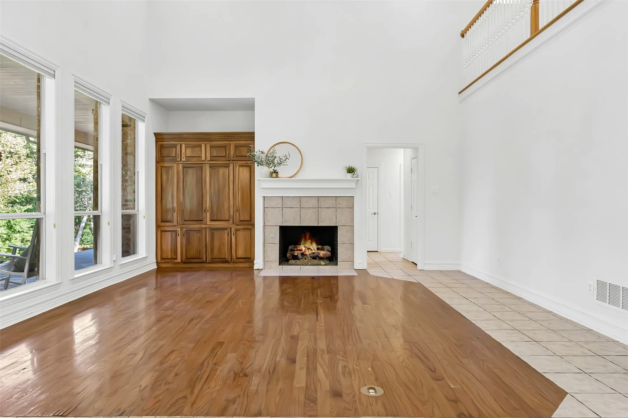 Single Family Residence For Sale in Dallas County , 902 Glen Meadow Court, Garland, Texas 75044, 4 Bedroom, 4 Bathroom, 3 Garage spaces, 3,911 Sqft, built in 1998, mls#21386547, Real Estate Agent in Garland, Homes For Sale in Dallas county, Homes For Sale in Garland, Realtor in Garland Texas, Real Estate Brokerage Independent Realty Texas, Luminita Cordes Realtor
