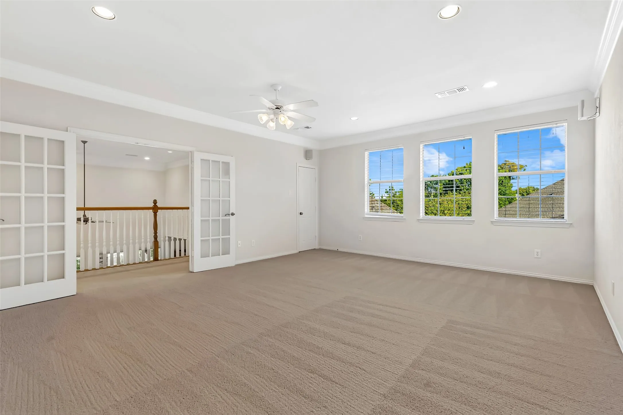 Single Family Residence For Sale in Dallas County , 902 Glen Meadow Court, Garland, Texas 75044, 4 Bedroom, 4 Bathroom, 3 Garage spaces, 3,911 Sqft, built in 1998, mls#21386547, Real Estate Agent in Garland, Homes For Sale in Dallas county, Homes For Sale in Garland, Realtor in Garland Texas, Real Estate Brokerage Independent Realty Texas, Luminita Cordes Realtor