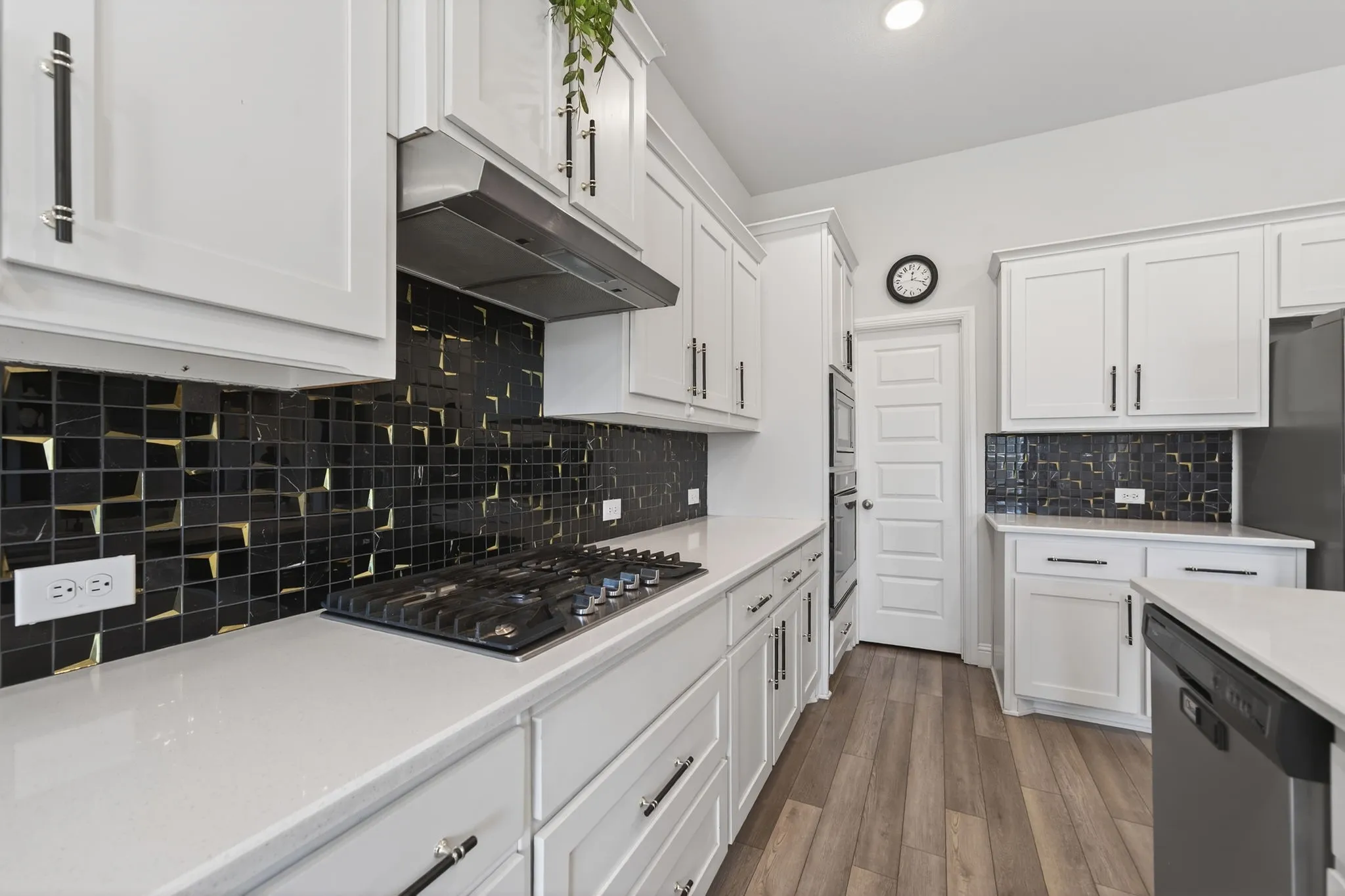 Single Family Residence For Sale in Collin County , 3914 Blue Stem Boulevard, Melissa, Texas 75454, 4 Bedroom, 3 Bathroom, 2 Garage spaces, 3,371 Sqft, built in 2022, mls#21390535, Real Estate Agent in Melissa, Homes For Sale in Collin county, Homes For Sale in Melissa, Realtor in Melissa Texas, Real Estate Brokerage Independent Realty Texas, Luminita Cordes Realtor