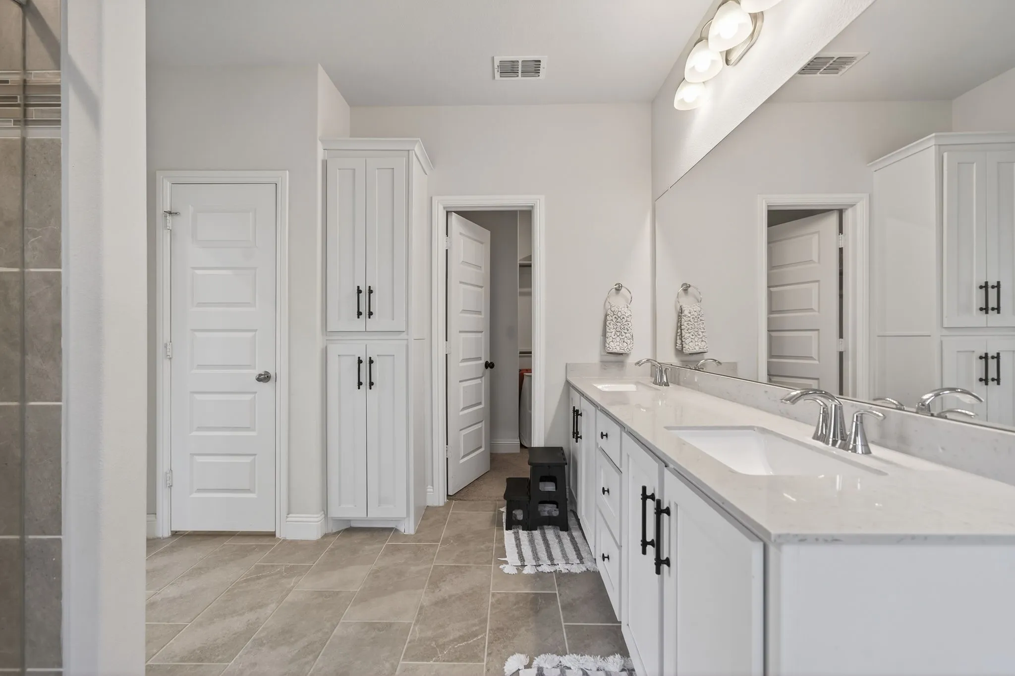 Single Family Residence For Sale in Collin County , 3914 Blue Stem Boulevard, Melissa, Texas 75454, 4 Bedroom, 3 Bathroom, 2 Garage spaces, 3,371 Sqft, built in 2022, mls#21390535, Real Estate Agent in Melissa, Homes For Sale in Collin county, Homes For Sale in Melissa, Realtor in Melissa Texas, Real Estate Brokerage Independent Realty Texas, Luminita Cordes Realtor