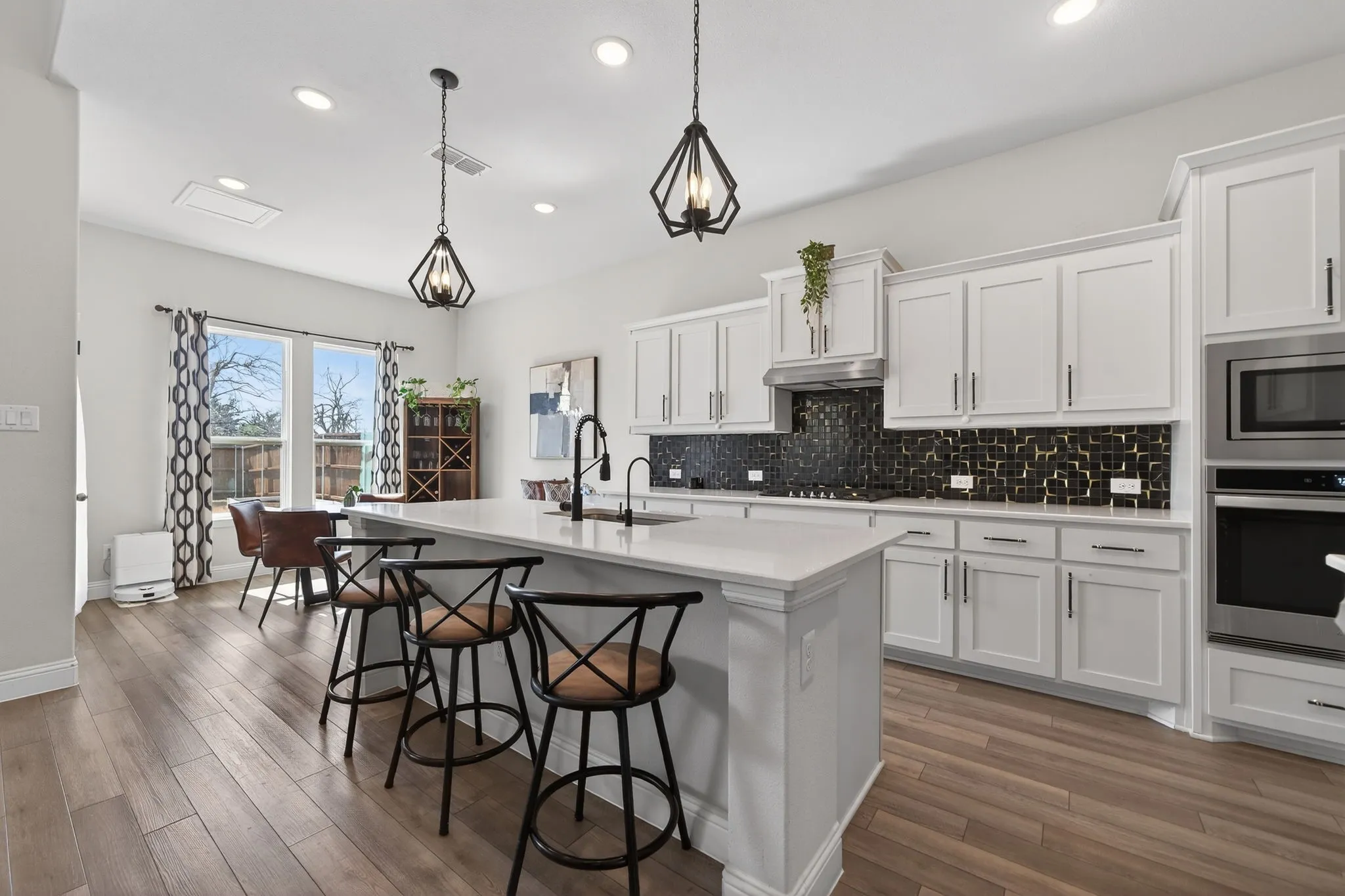 Single Family Residence For Sale in Collin County , 3914 Blue Stem Boulevard, Melissa, Texas 75454, 4 Bedroom, 3 Bathroom, 2 Garage spaces, 3,371 Sqft, built in 2022, mls#21390535, Real Estate Agent in Melissa, Homes For Sale in Collin county, Homes For Sale in Melissa, Realtor in Melissa Texas, Real Estate Brokerage Independent Realty Texas, Luminita Cordes Realtor