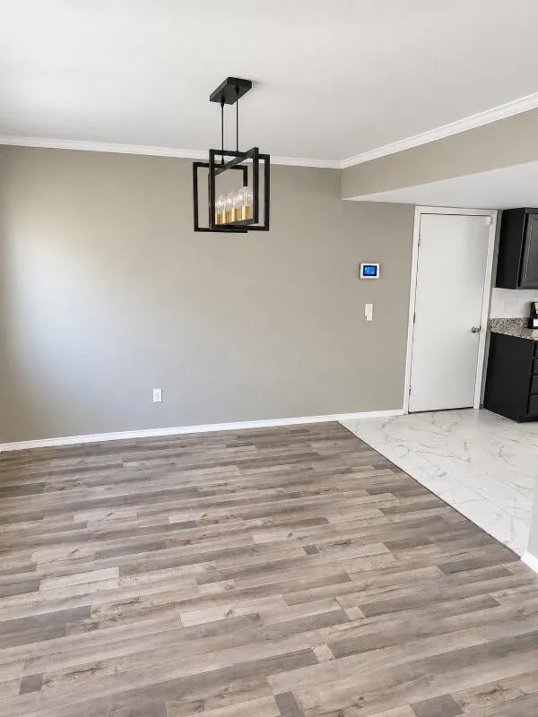 Single Family Residence For Sale in Dallas County , 7426 Elderberry Lane, Dallas, Texas 75249, 4 Bedroom, 3 Bathroom, 2 Garage spaces, 1,902 Sqft, built in 1979, mls#21379143, Real Estate Agent in Dallas, Homes For Sale in Dallas county, Homes For Sale in Dallas, Realtor in Dallas Texas, Real Estate Brokerage Independent Realty Texas, Luminita Cordes Realtor