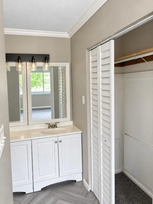 Single Family Residence For Sale in Dallas County , 7426 Elderberry Lane, Dallas, Texas 75249, 4 Bedroom, 3 Bathroom, 2 Garage spaces, 1,902 Sqft, built in 1979, mls#21379143, Real Estate Agent in Dallas, Homes For Sale in Dallas county, Homes For Sale in Dallas, Realtor in Dallas Texas, Real Estate Brokerage Independent Realty Texas, Luminita Cordes Realtor