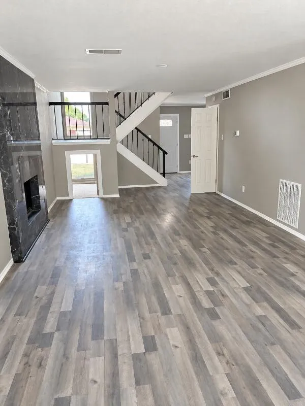 Single Family Residence For Sale in Dallas County , 7426 Elderberry Lane, Dallas, Texas 75249, 4 Bedroom, 3 Bathroom, 2 Garage spaces, 1,902 Sqft, built in 1979, mls#21379143, Real Estate Agent in Dallas, Homes For Sale in Dallas county, Homes For Sale in Dallas, Realtor in Dallas Texas, Real Estate Brokerage Independent Realty Texas, Luminita Cordes Realtor