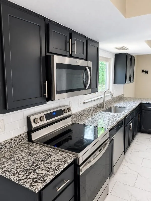 Single Family Residence For Sale in Dallas County , 7426 Elderberry Lane, Dallas, Texas 75249, 4 Bedroom, 3 Bathroom, 2 Garage spaces, 1,902 Sqft, built in 1979, mls#21379143, Real Estate Agent in Dallas, Homes For Sale in Dallas county, Homes For Sale in Dallas, Realtor in Dallas Texas, Real Estate Brokerage Independent Realty Texas, Luminita Cordes Realtor