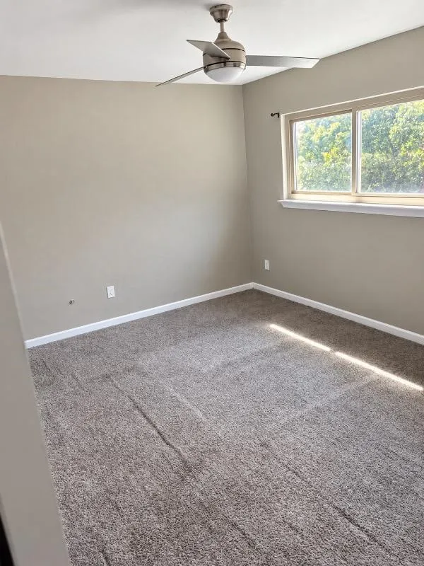 Single Family Residence For Sale in Dallas County , 7426 Elderberry Lane, Dallas, Texas 75249, 4 Bedroom, 3 Bathroom, 2 Garage spaces, 1,902 Sqft, built in 1979, mls#21379143, Real Estate Agent in Dallas, Homes For Sale in Dallas county, Homes For Sale in Dallas, Realtor in Dallas Texas, Real Estate Brokerage Independent Realty Texas, Luminita Cordes Realtor