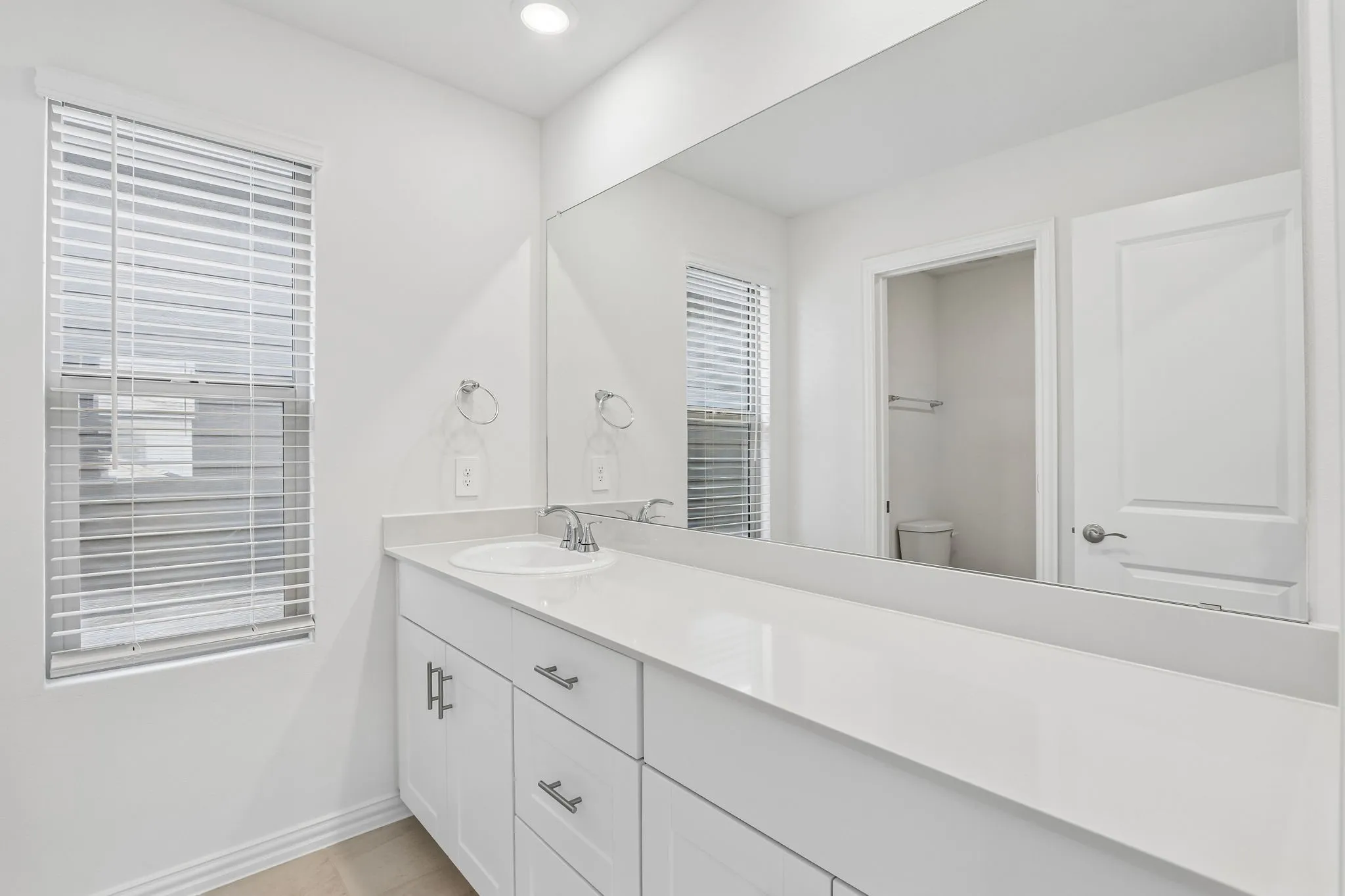 Photo is not of the actual home, but is an inspirational photo of builder’s model home and may depict options, furnishings, and/or decorator features that are not included.