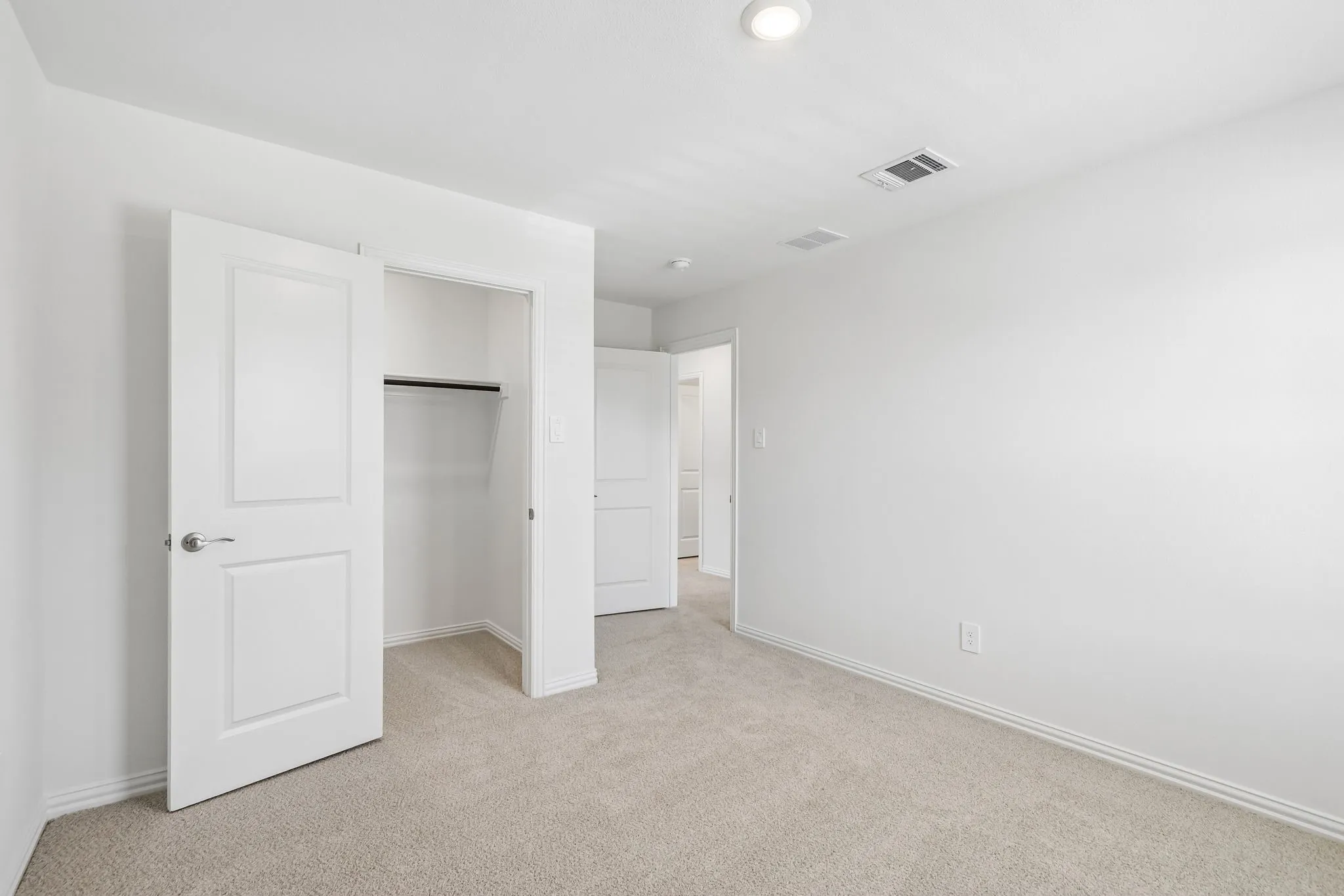 Photo is not of the actual home, but is an inspirational photo of builder’s model home and may depict options, furnishings, and/or decorator features that are not included.