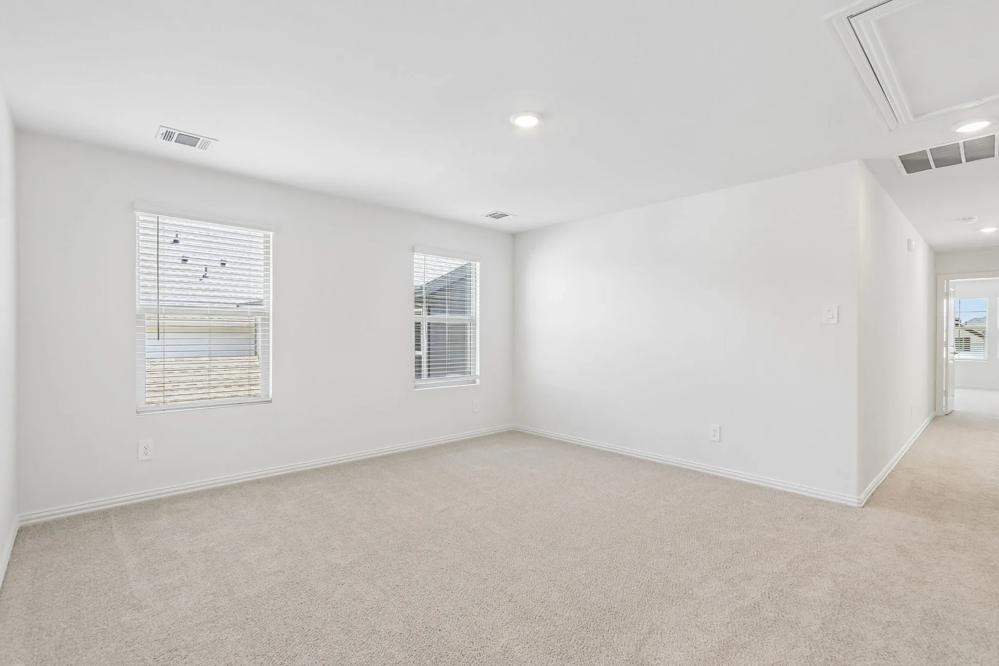 Photo is not of the actual home, but is an inspirational photo of builder’s model home and may depict options, furnishings, and/or decorator features that are not included.
