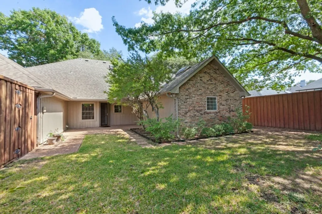 Single Family Residence For Sale in Collin County , 17715 Voss Road, Dallas, Texas 75287, 4 Bedroom, 3 Bathroom, 2 Garage spaces, 2,654 Sqft, built in 1984, mls#21390490, Real Estate Agent in Dallas, Homes For Sale in Collin county, Homes For Sale in Dallas, Realtor in Dallas Texas, Real Estate Brokerage Independent Realty Texas, Luminita Cordes Realtor