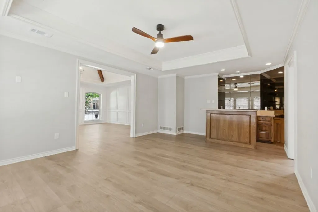 Single Family Residence For Sale in Collin County , 17715 Voss Road, Dallas, Texas 75287, 4 Bedroom, 3 Bathroom, 2 Garage spaces, 2,654 Sqft, built in 1984, mls#21390490, Real Estate Agent in Dallas, Homes For Sale in Collin county, Homes For Sale in Dallas, Realtor in Dallas Texas, Real Estate Brokerage Independent Realty Texas, Luminita Cordes Realtor