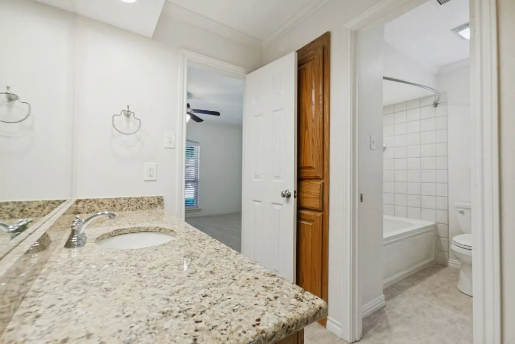 Single Family Residence For Sale in Collin County , 17715 Voss Road, Dallas, Texas 75287, 4 Bedroom, 3 Bathroom, 2 Garage spaces, 2,654 Sqft, built in 1984, mls#21390490, Real Estate Agent in Dallas, Homes For Sale in Collin county, Homes For Sale in Dallas, Realtor in Dallas Texas, Real Estate Brokerage Independent Realty Texas, Luminita Cordes Realtor