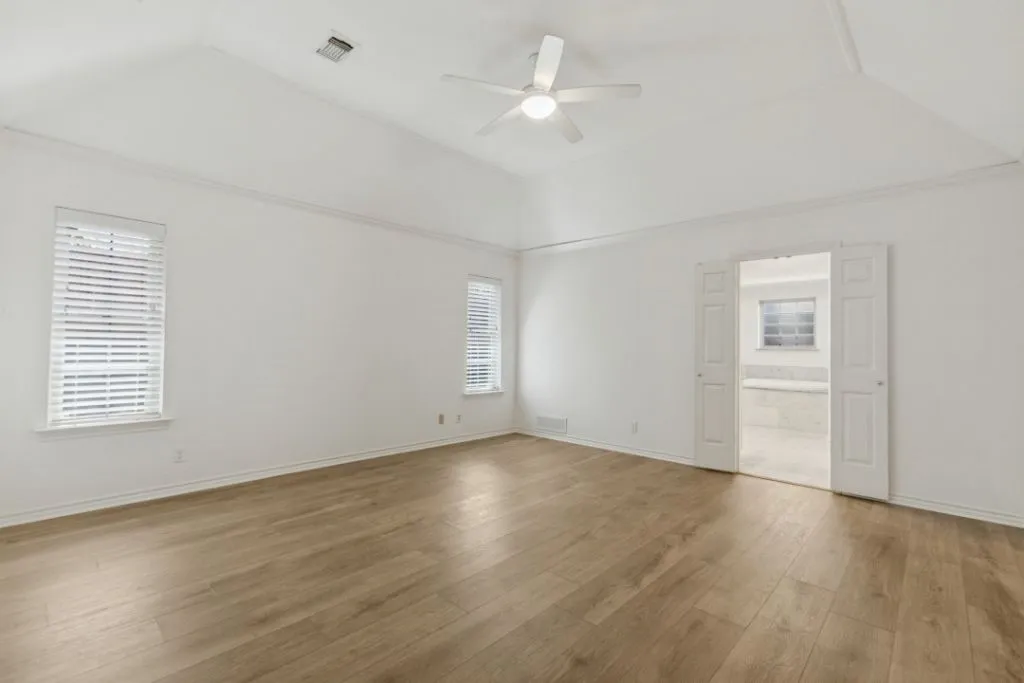 Single Family Residence For Sale in Collin County , 17715 Voss Road, Dallas, Texas 75287, 4 Bedroom, 3 Bathroom, 2 Garage spaces, 2,654 Sqft, built in 1984, mls#21390490, Real Estate Agent in Dallas, Homes For Sale in Collin county, Homes For Sale in Dallas, Realtor in Dallas Texas, Real Estate Brokerage Independent Realty Texas, Luminita Cordes Realtor