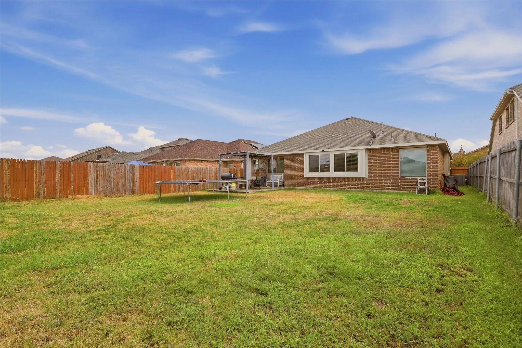 Single Family Residence For Sale in Kaufman County , 4105 Candleberry Lane, Heartland, Texas 75126, 3 Bedroom, 2 Bathroom, 2 Garage spaces, 1,876 Sqft, built in 2017, mls#21389618, Real Estate Agent in Heartland, Homes For Sale in Kaufman county, Homes For Sale in Heartland, Realtor in Heartland Texas, Real Estate Brokerage Independent Realty Texas, Luminita Cordes Realtor
