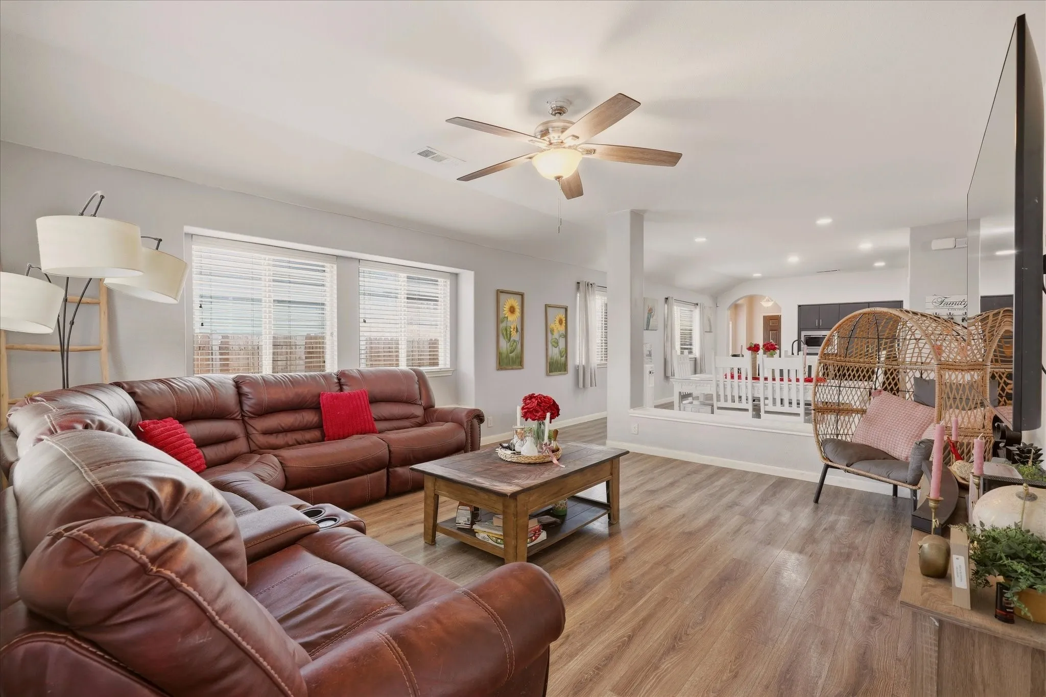 Single Family Residence For Sale in Kaufman County , 4105 Candleberry Lane, Heartland, Texas 75126, 3 Bedroom, 2 Bathroom, 2 Garage spaces, 1,876 Sqft, built in 2017, mls#21389618, Real Estate Agent in Heartland, Homes For Sale in Kaufman county, Homes For Sale in Heartland, Realtor in Heartland Texas, Real Estate Brokerage Independent Realty Texas, Luminita Cordes Realtor