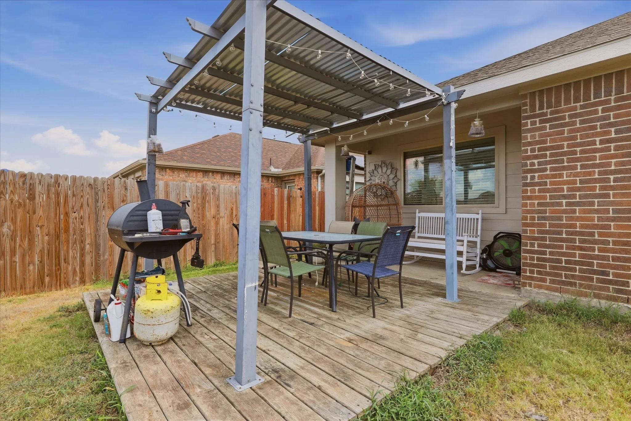 Single Family Residence For Sale in Kaufman County , 4105 Candleberry Lane, Heartland, Texas 75126, 3 Bedroom, 2 Bathroom, 2 Garage spaces, 1,876 Sqft, built in 2017, mls#21389618, Real Estate Agent in Heartland, Homes For Sale in Kaufman county, Homes For Sale in Heartland, Realtor in Heartland Texas, Real Estate Brokerage Independent Realty Texas, Luminita Cordes Realtor