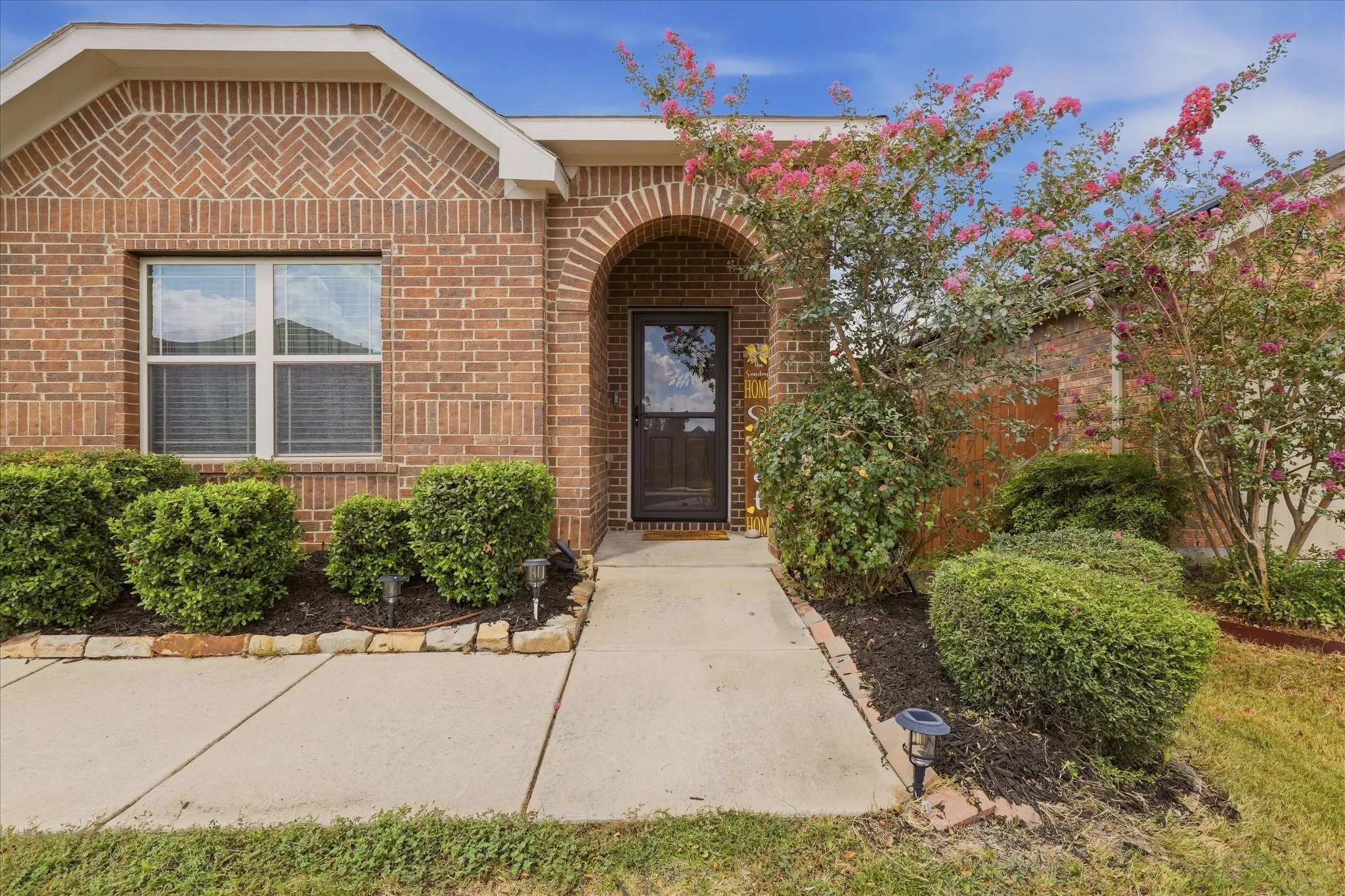 Single Family Residence For Sale in Kaufman County , 4105 Candleberry Lane, Heartland, Texas 75126, 3 Bedroom, 2 Bathroom, 2 Garage spaces, 1,876 Sqft, built in 2017, mls#21389618, Real Estate Agent in Heartland, Homes For Sale in Kaufman county, Homes For Sale in Heartland, Realtor in Heartland Texas, Real Estate Brokerage Independent Realty Texas, Luminita Cordes Realtor